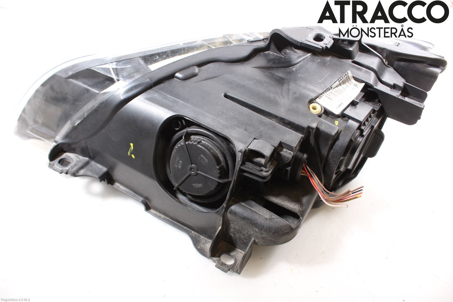 Audi Q7/SQ7 Strålkastare Höger