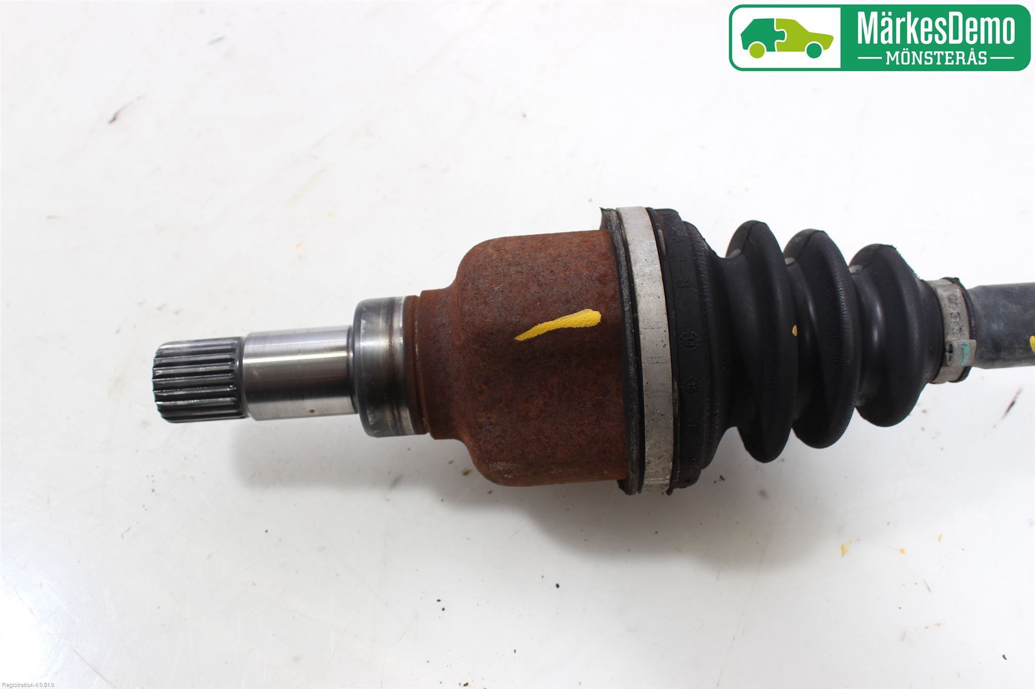 Peugeot 208 12-15 Drivaxel Fram Vänster