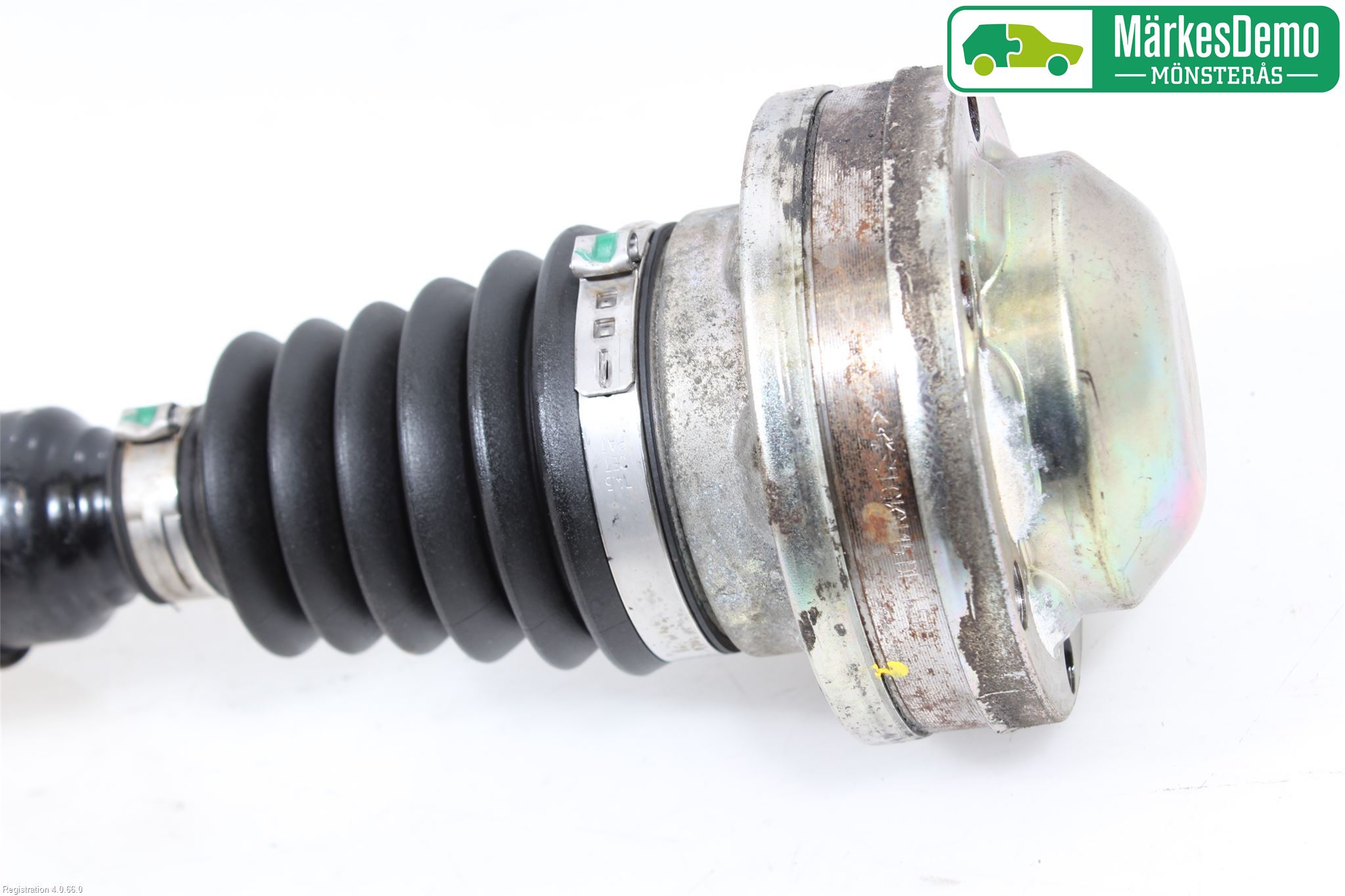 Volkswagen VW PASSAT CC 08-16 Drivaxel Fram Höger