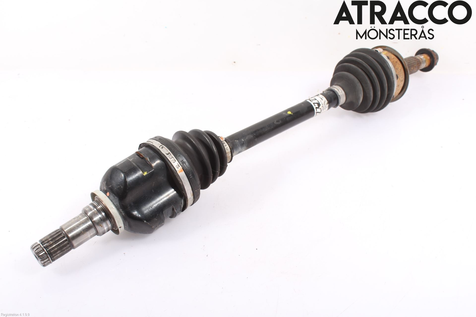 Toyota YARIS XP130 15-20 Drivaxel Fram Vänster