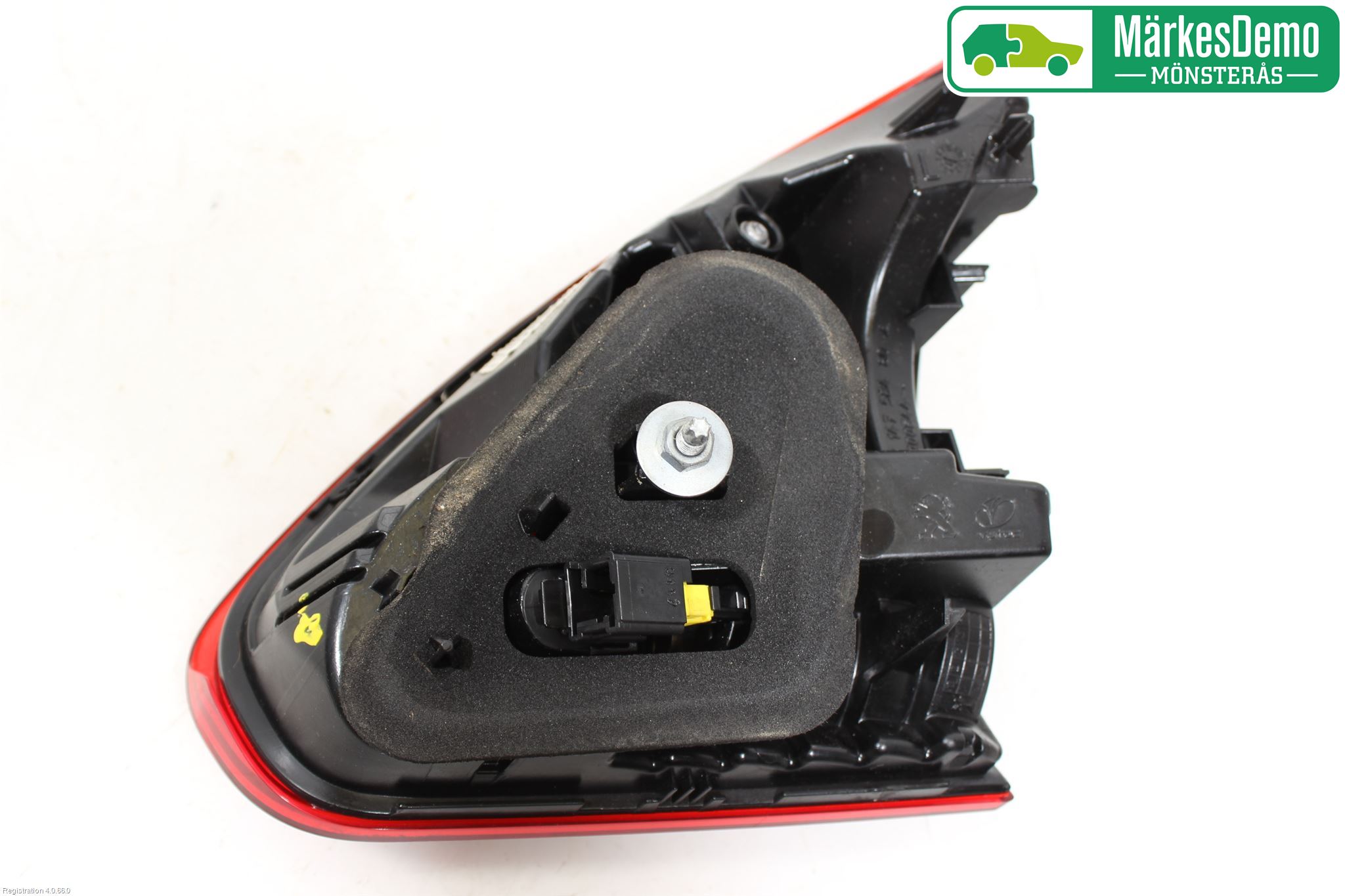 Peugeot 2008 13-20 Bakljus Lucka Vä