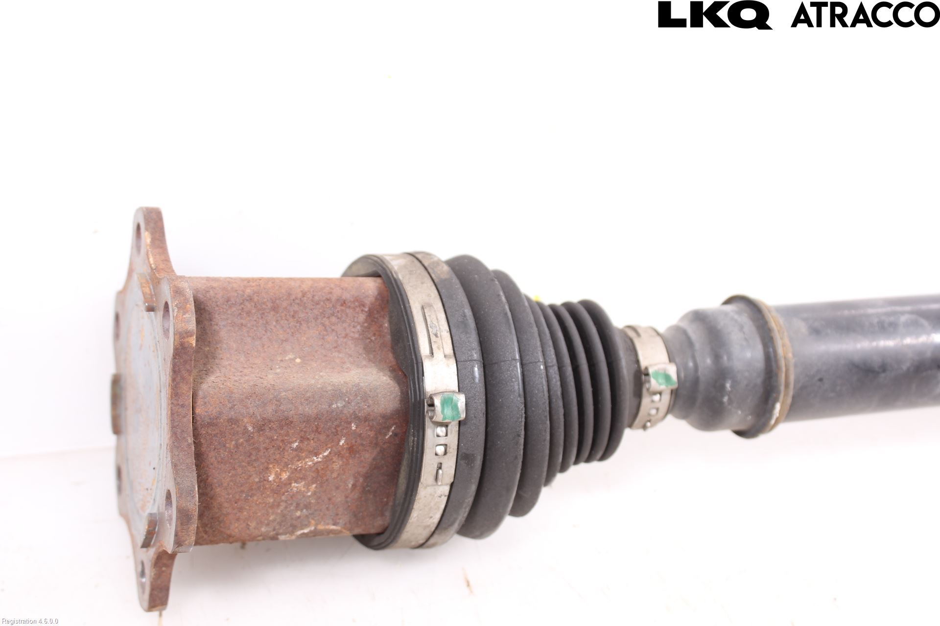 Volkswagen VW PASSAT 11-14 Drivaxel Fram Höger