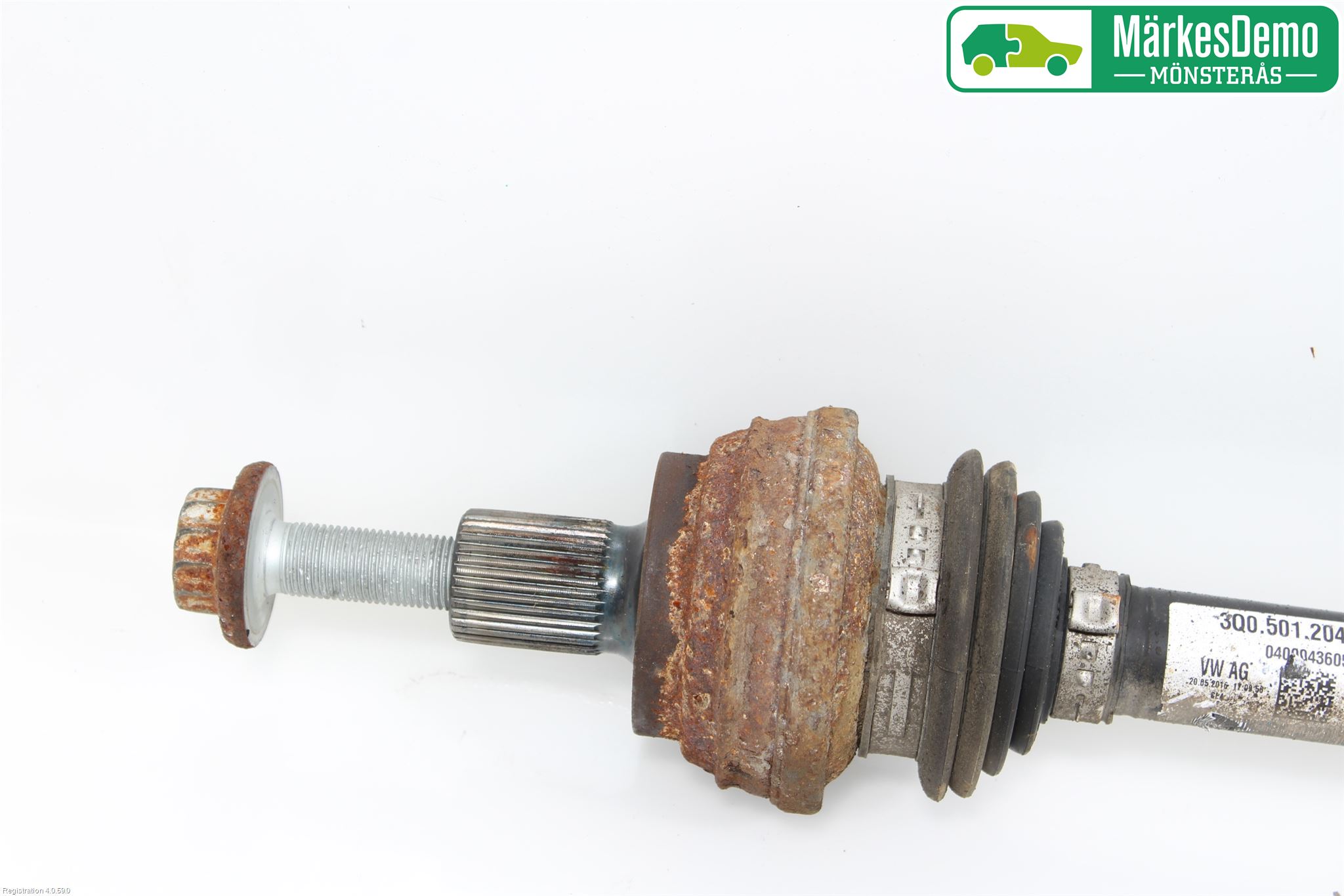 Volkswagen VW TIGUAN 16-24 Drivaxel Bak Höger