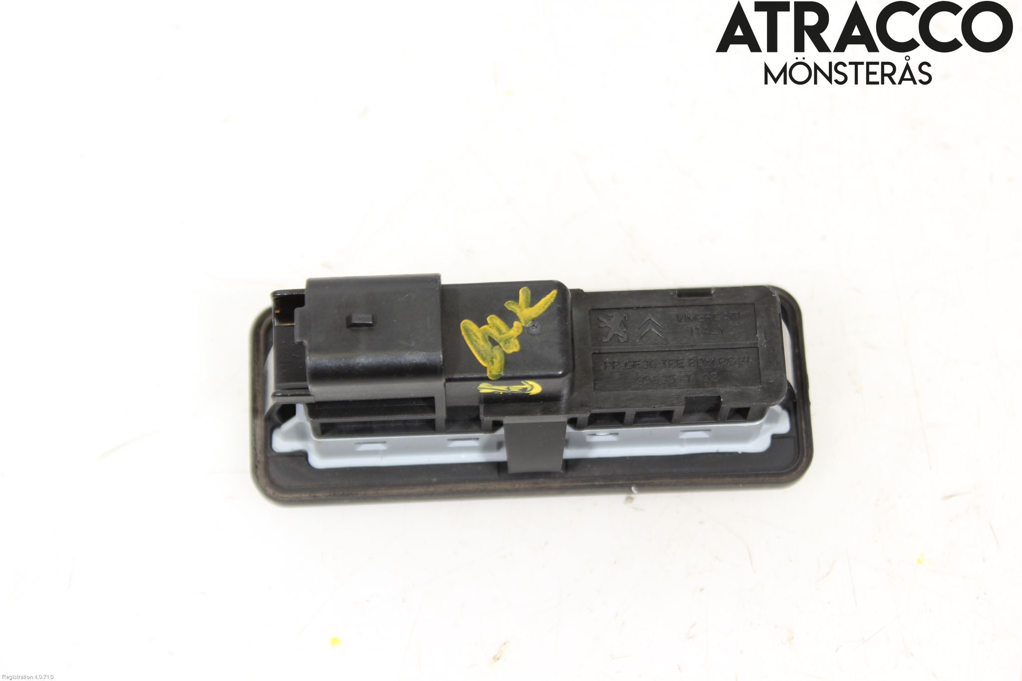 Peugeot 3008 17-24 Bakluckehandtag