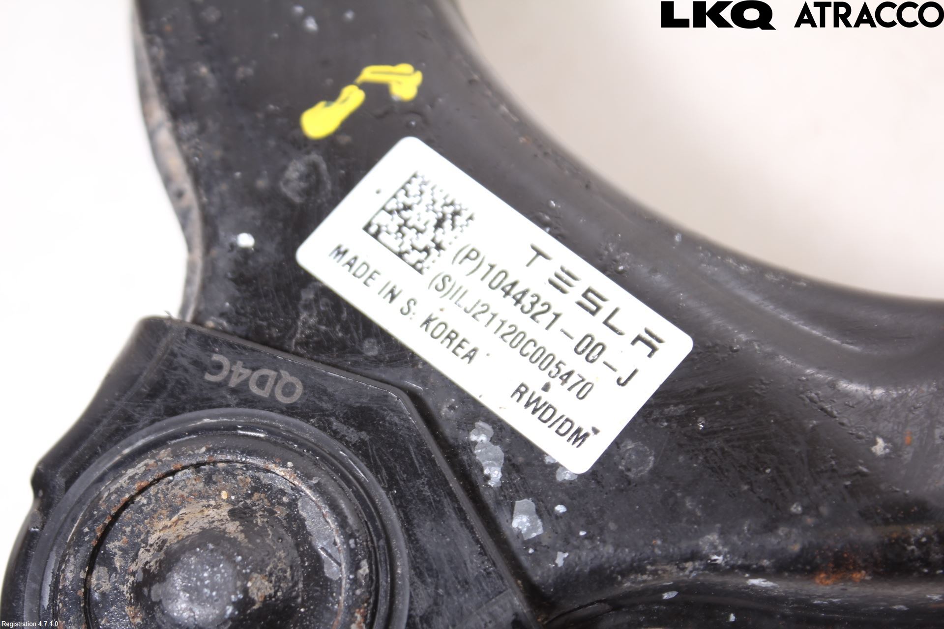 Tesla MODEL 3 17- Bärarm Fram Övre Vä