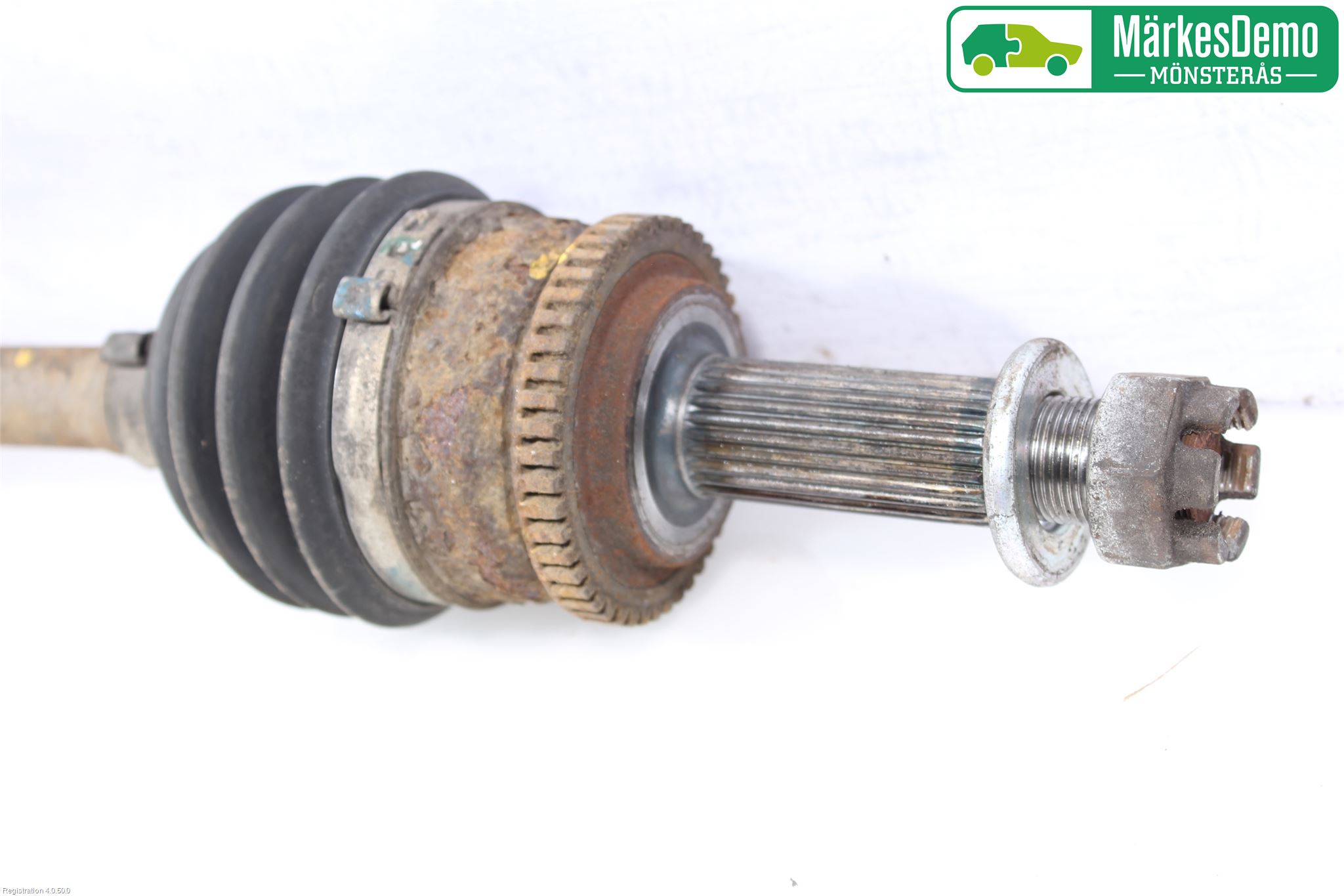 Hyundai i20 PB 09-14 Drivaxel Fram Höger