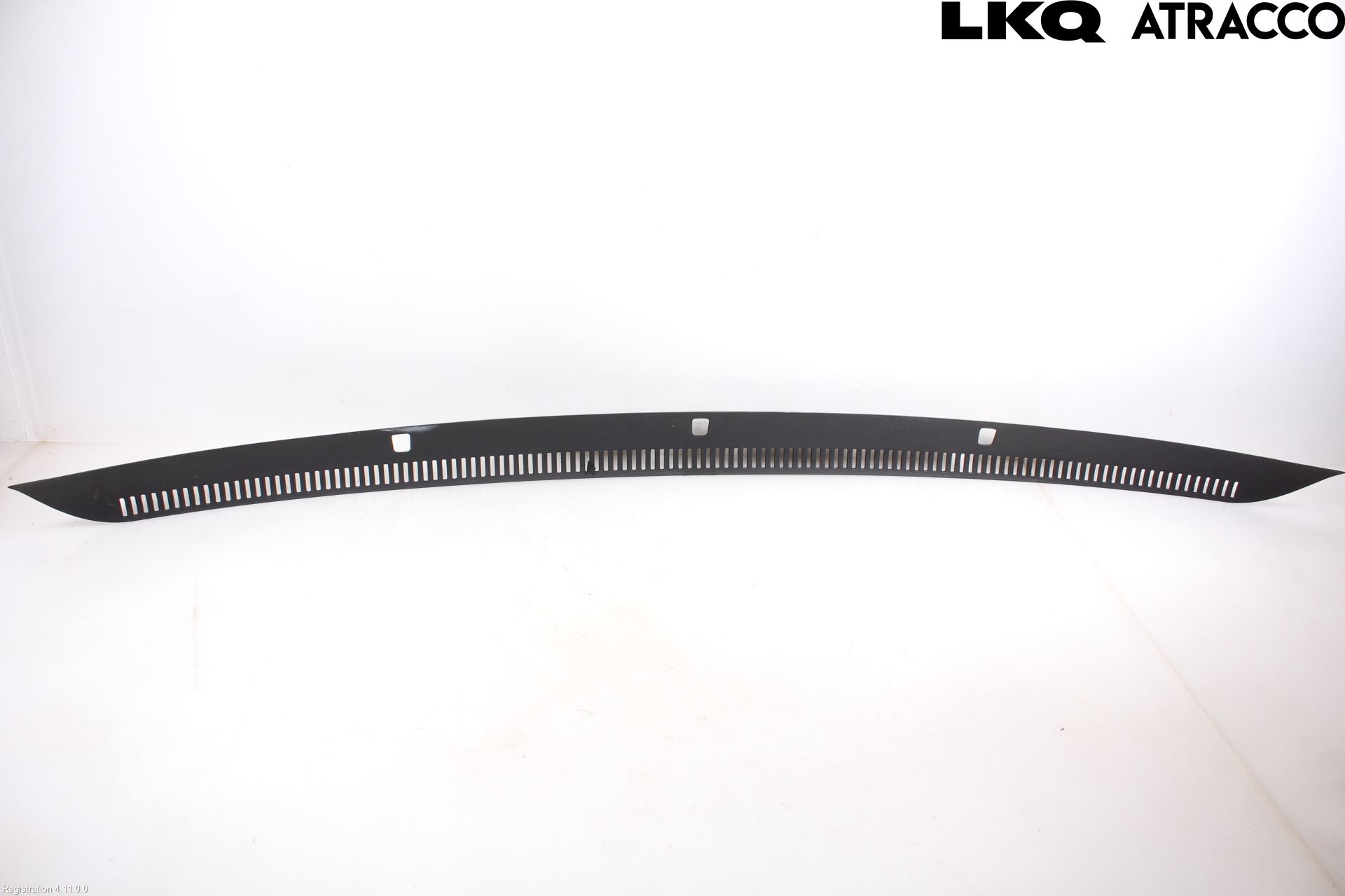 Volvo XC60 14-17 Torpedplåt-Torpedplast