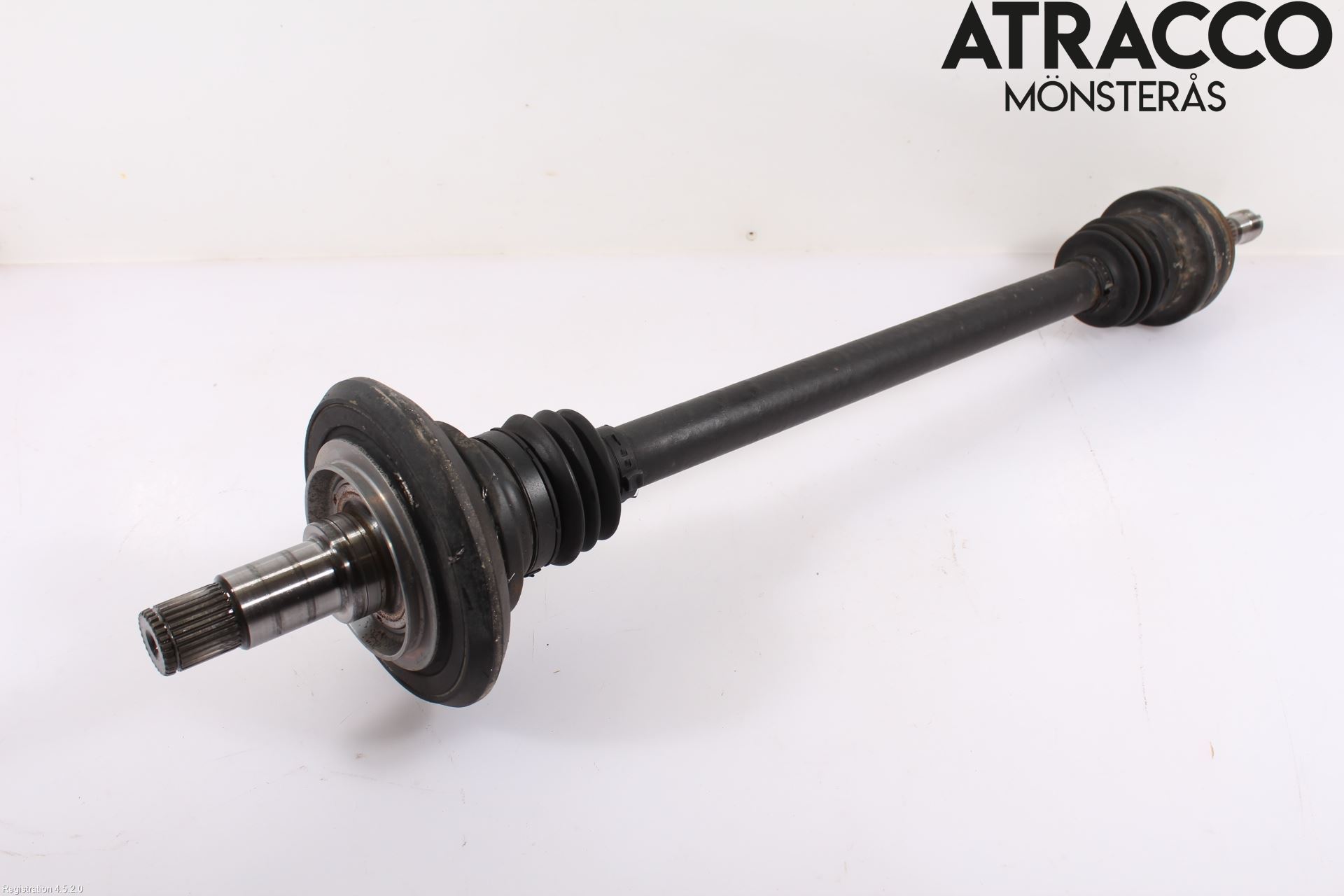 Mercedes-Benz MB E-KLASS (W213) 16-23 Drivaxel Bak Vänster