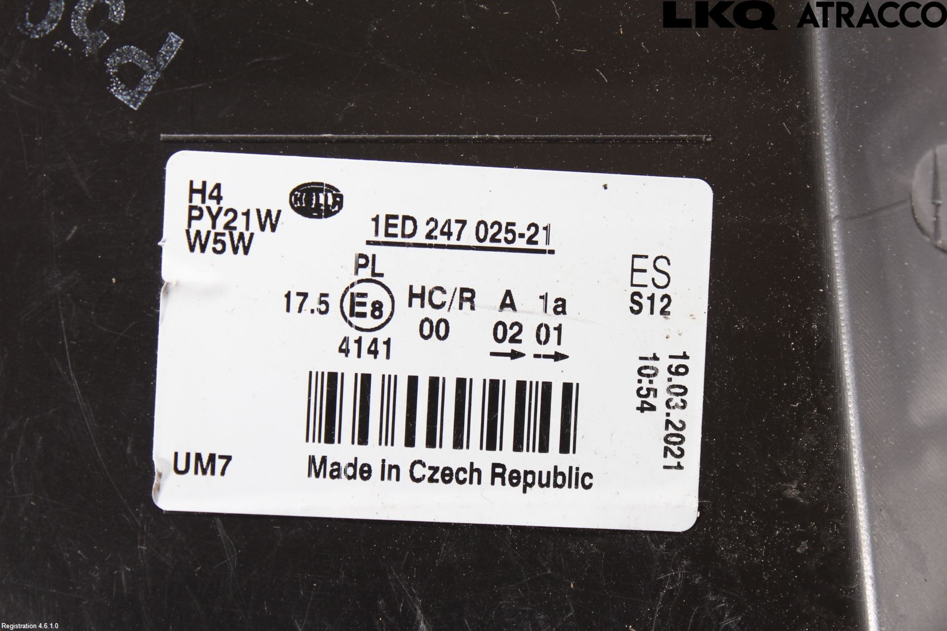 Skoda PRAKTIK Strålkastare Vänster