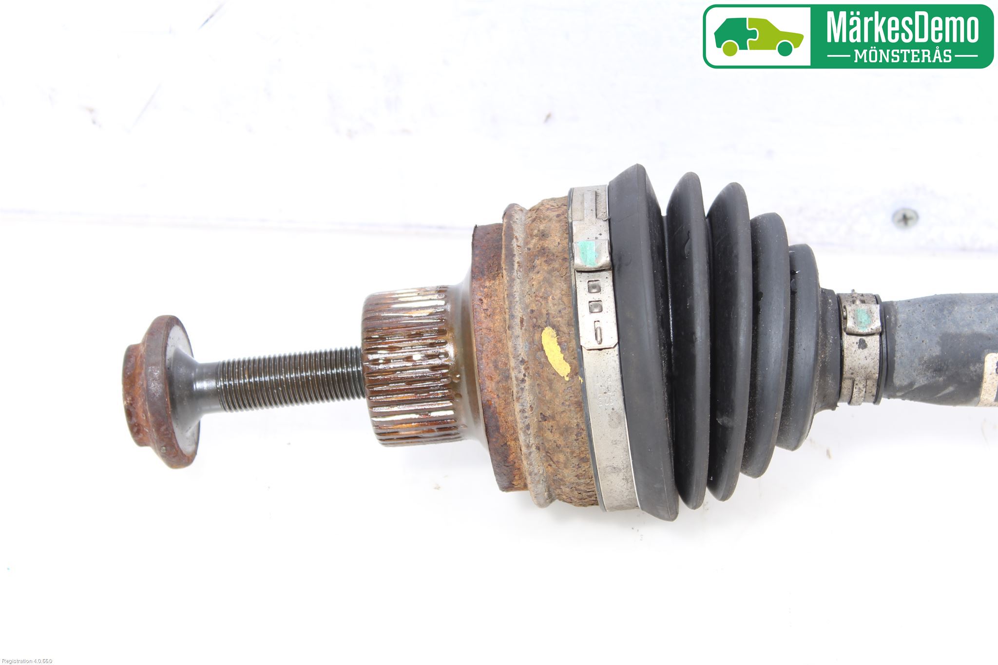 Audi A4/S4 08-11 Drivaxel Fram Höger