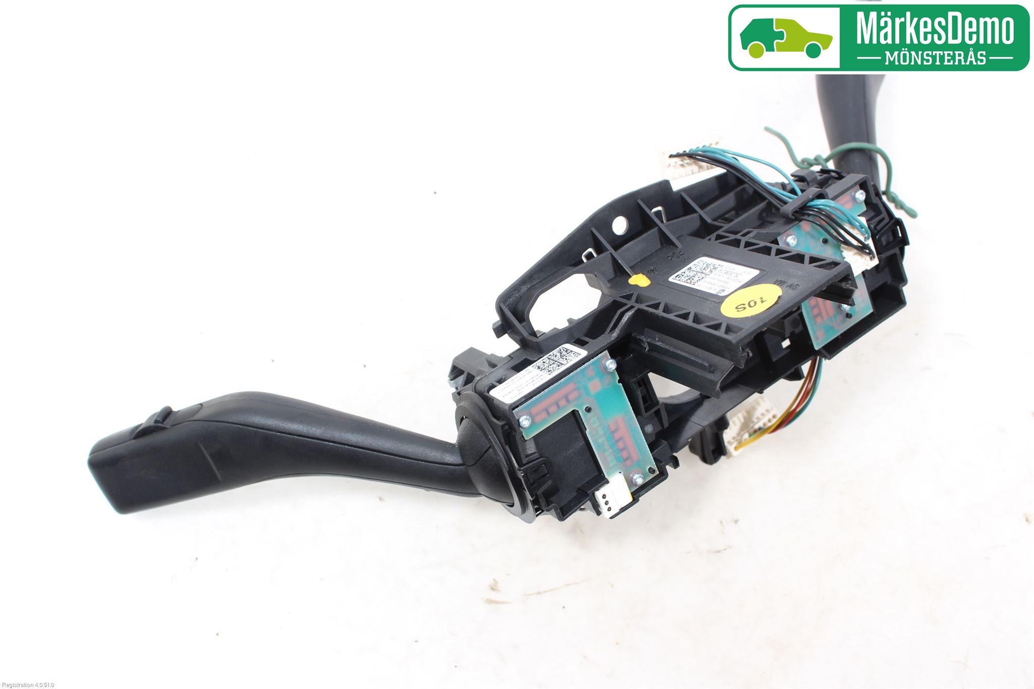 Volkswagen VW GOLF VI 09-13 Spakcentral