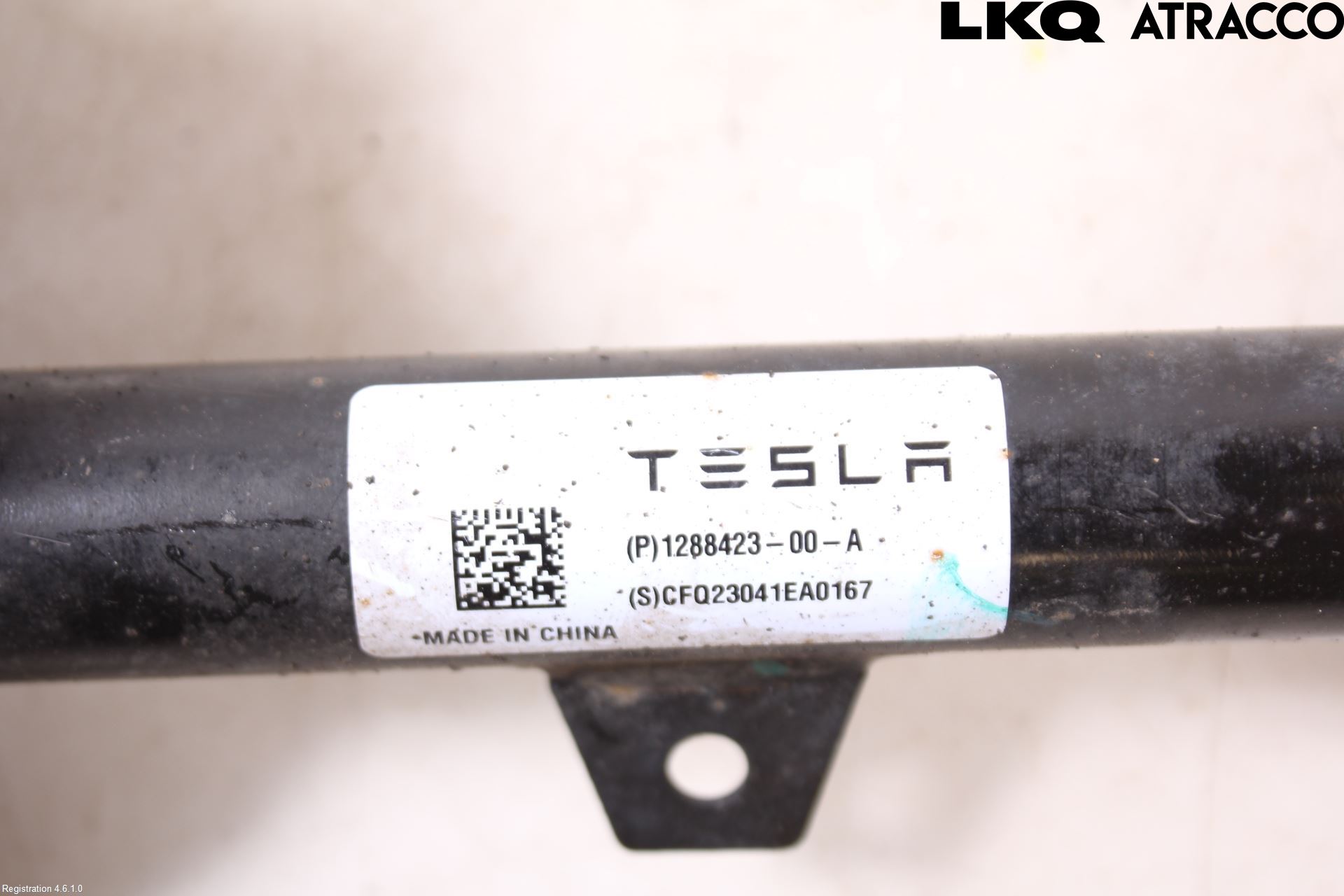 Tesla MODEL Y 21- Bärarm Bak Vänster