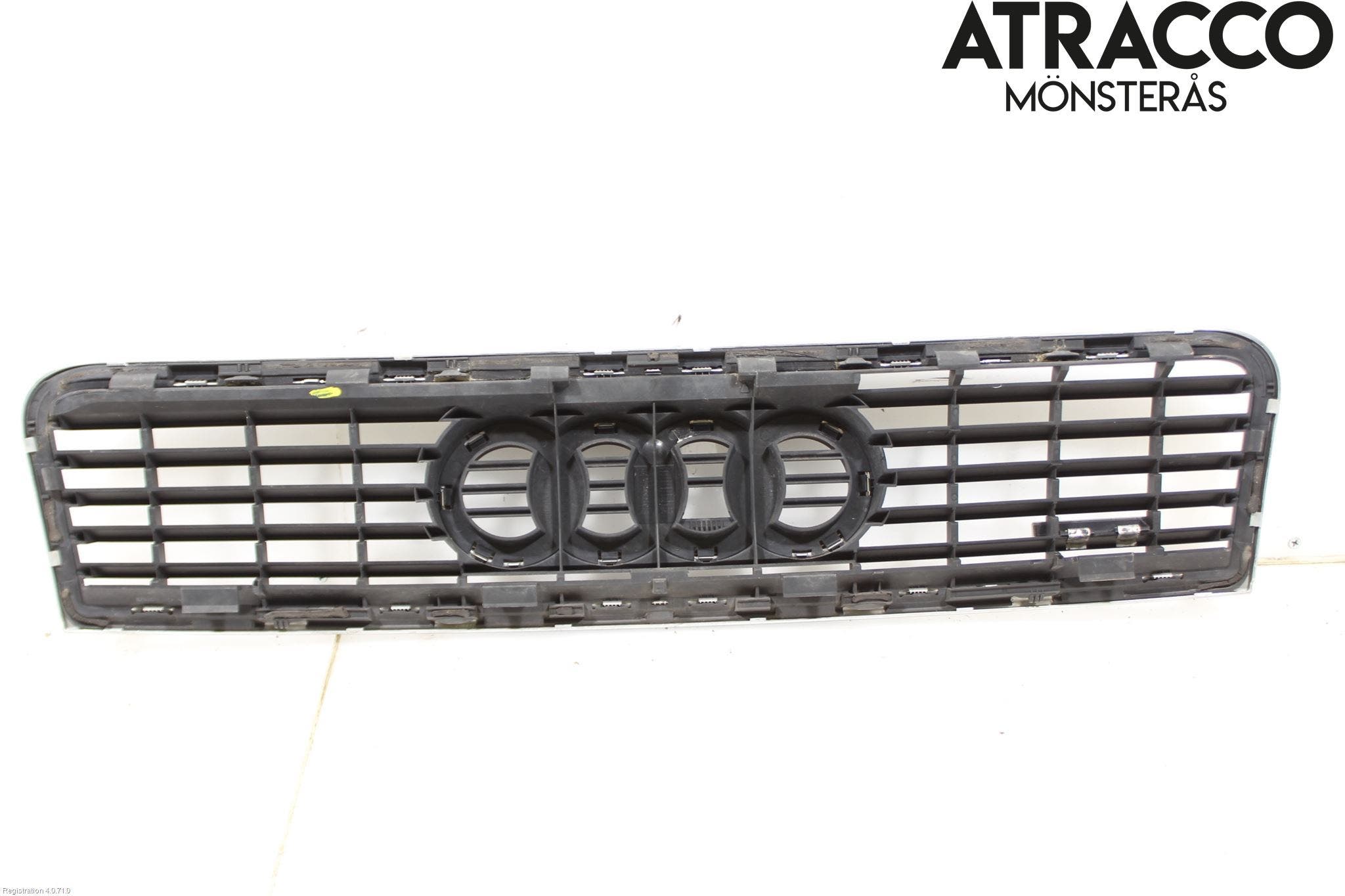 Audi A4/S4 01-05 Grill Komp