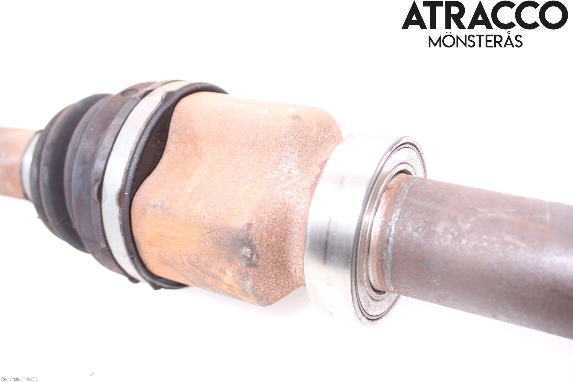 Ford FOCUS     04-07 Drivaxel Fram Höger