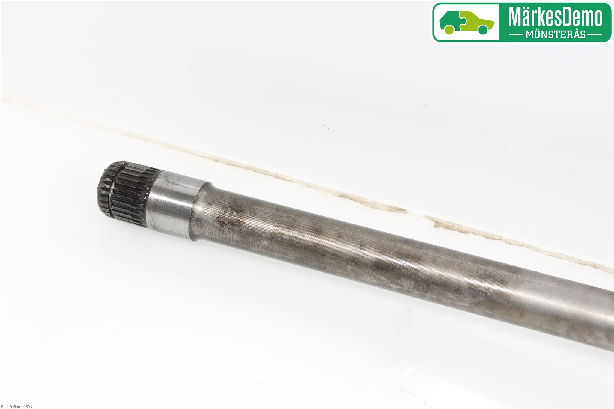 BMW X1 E84 10-15 Drivaxel Fram Höger