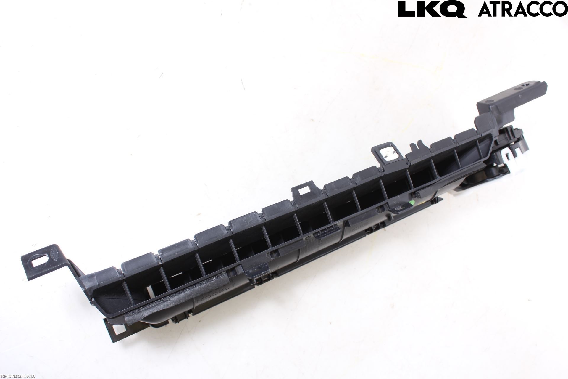 Tesla MODEL Y 21- Defrosterkanal-Munstycke