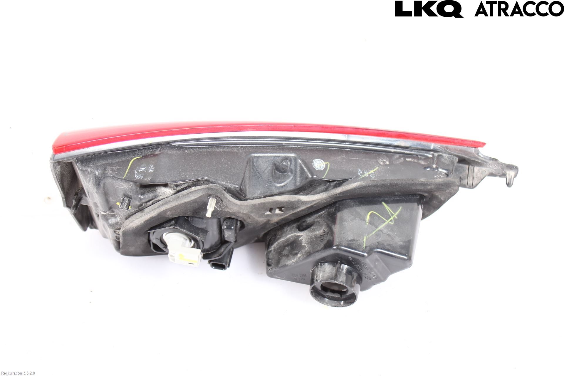 Nissan QASHQAI 14-17 Bakljus Lucka Hö