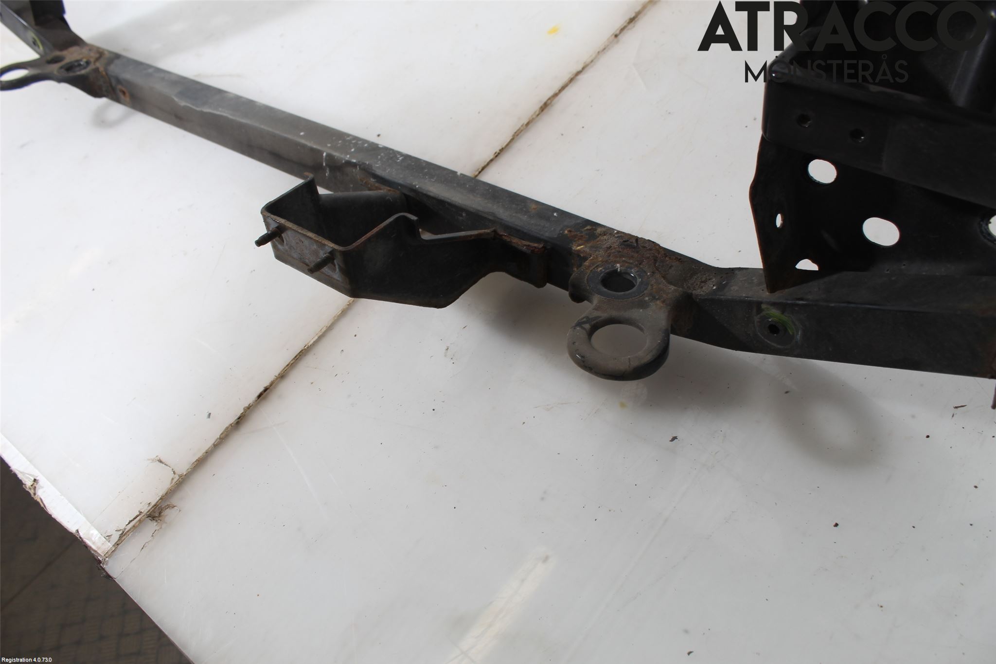 Nissan QASHQAI   07-10 Front Huvlåsplåt-Balk