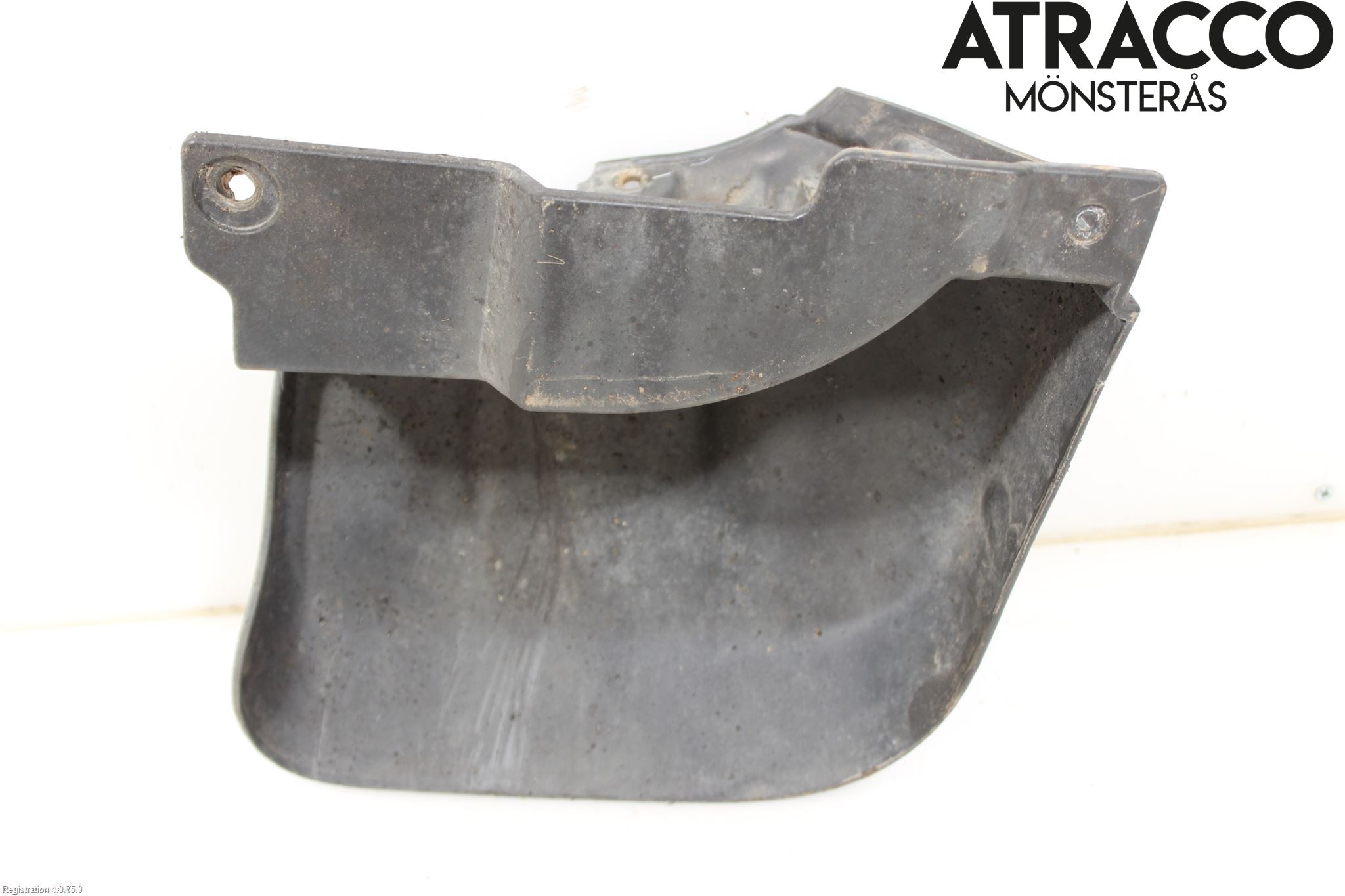 Mitsubishi L200 06-15 Stänkskydd