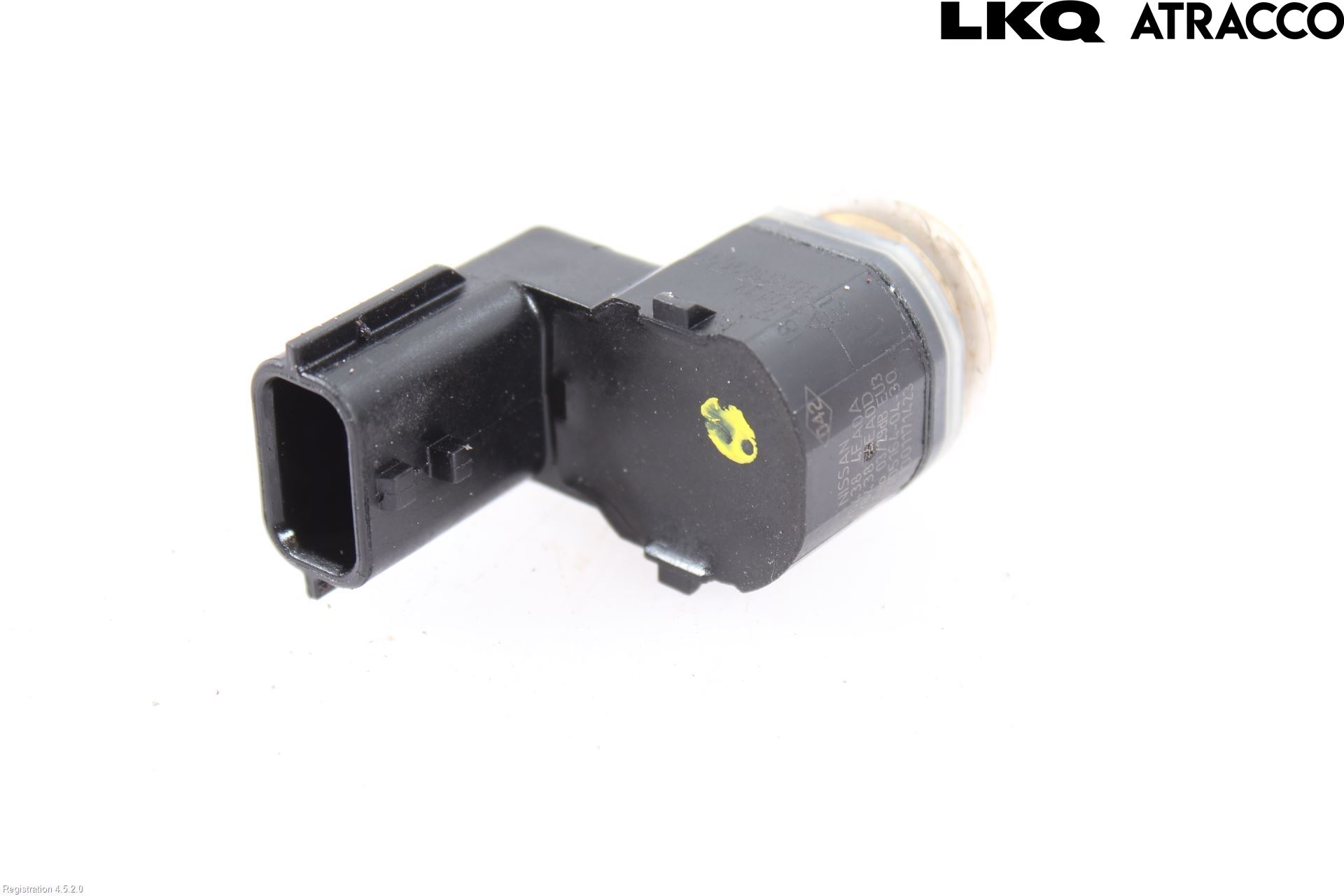 Nissan QASHQAI 14-17 Parkeringshjälp Frontsensor