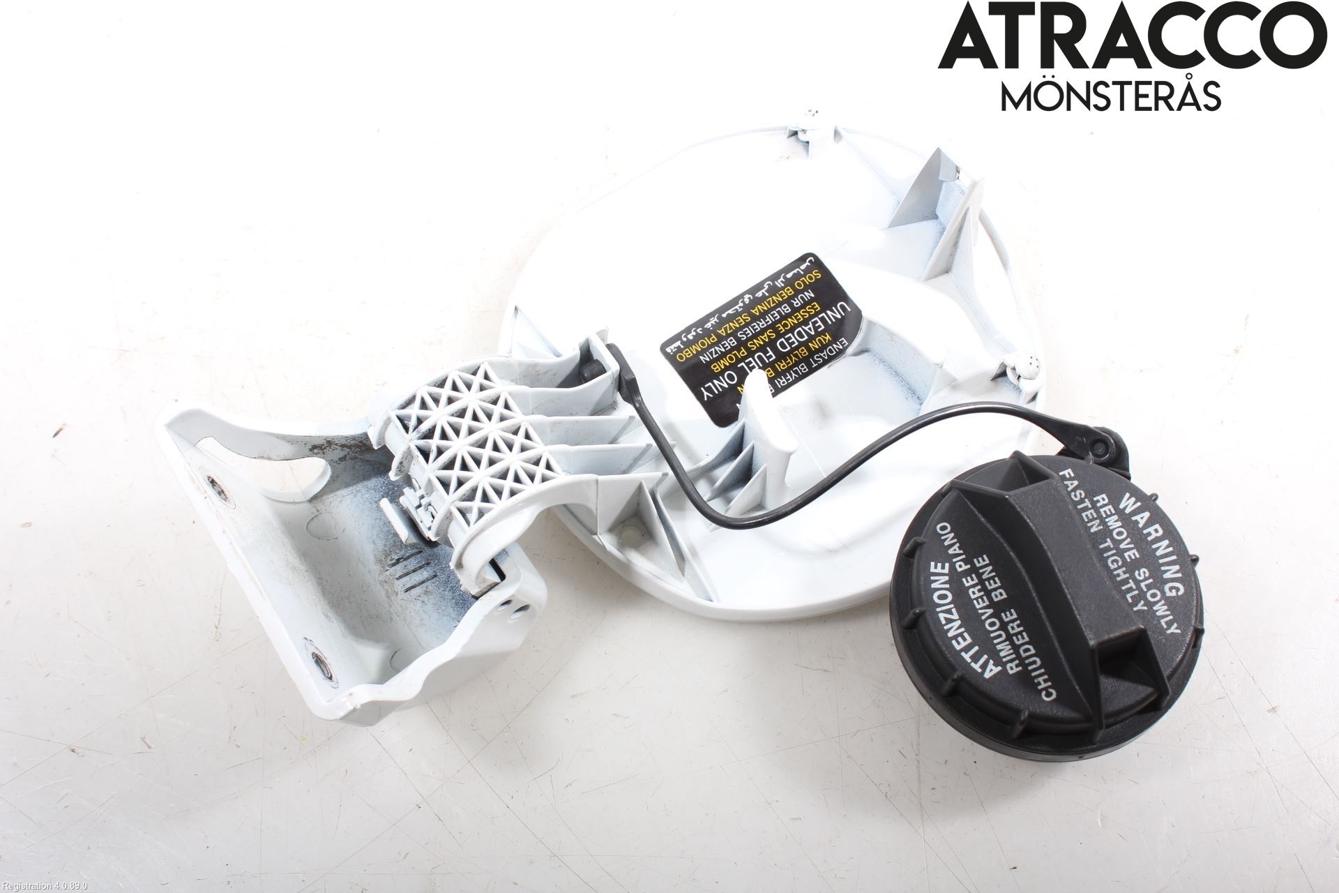 Hyundai i20 PB 09-14 Tanklucka