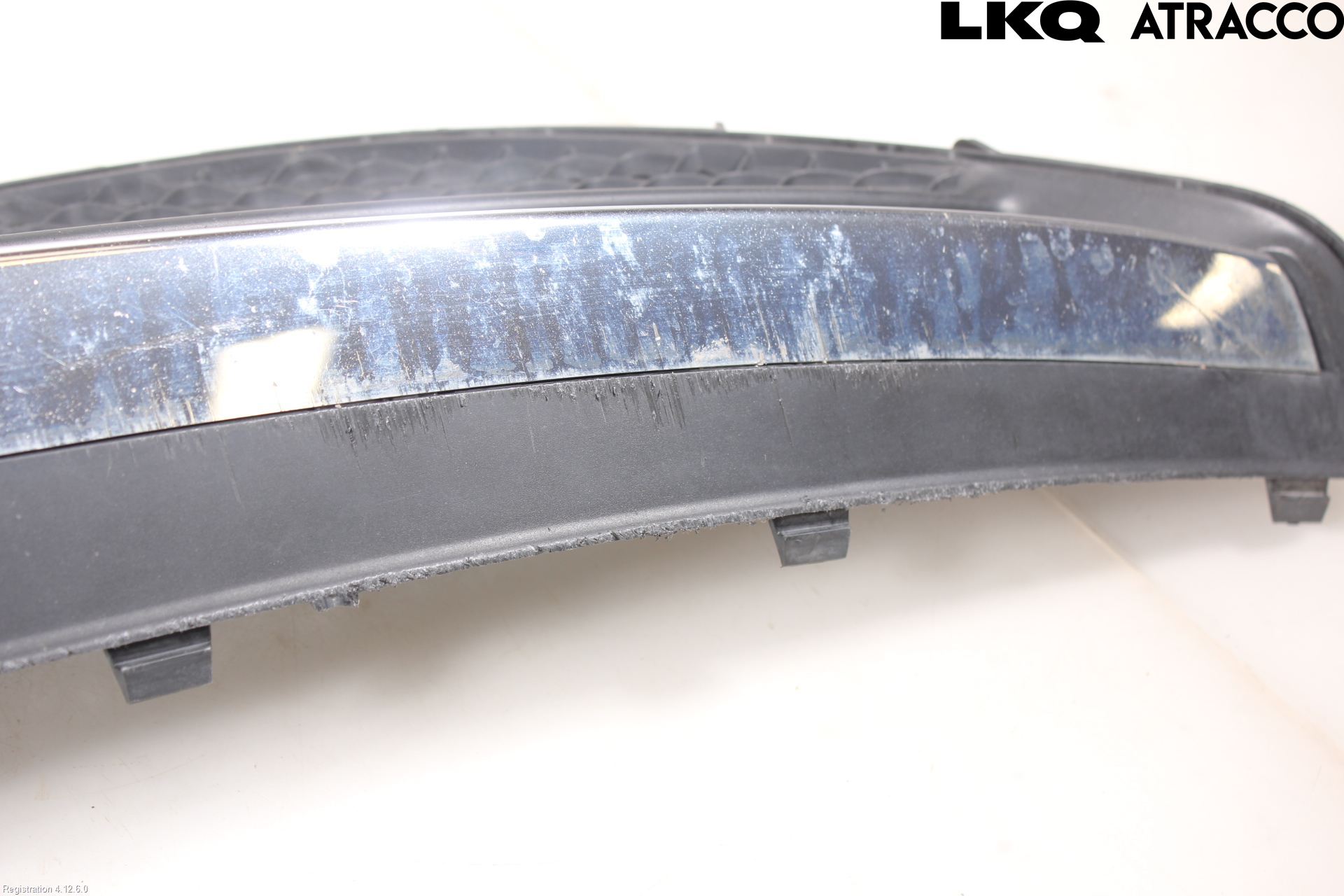 Mercedes-Benz MB E-KLASS (W213) 16-23 Grilldel Mitt