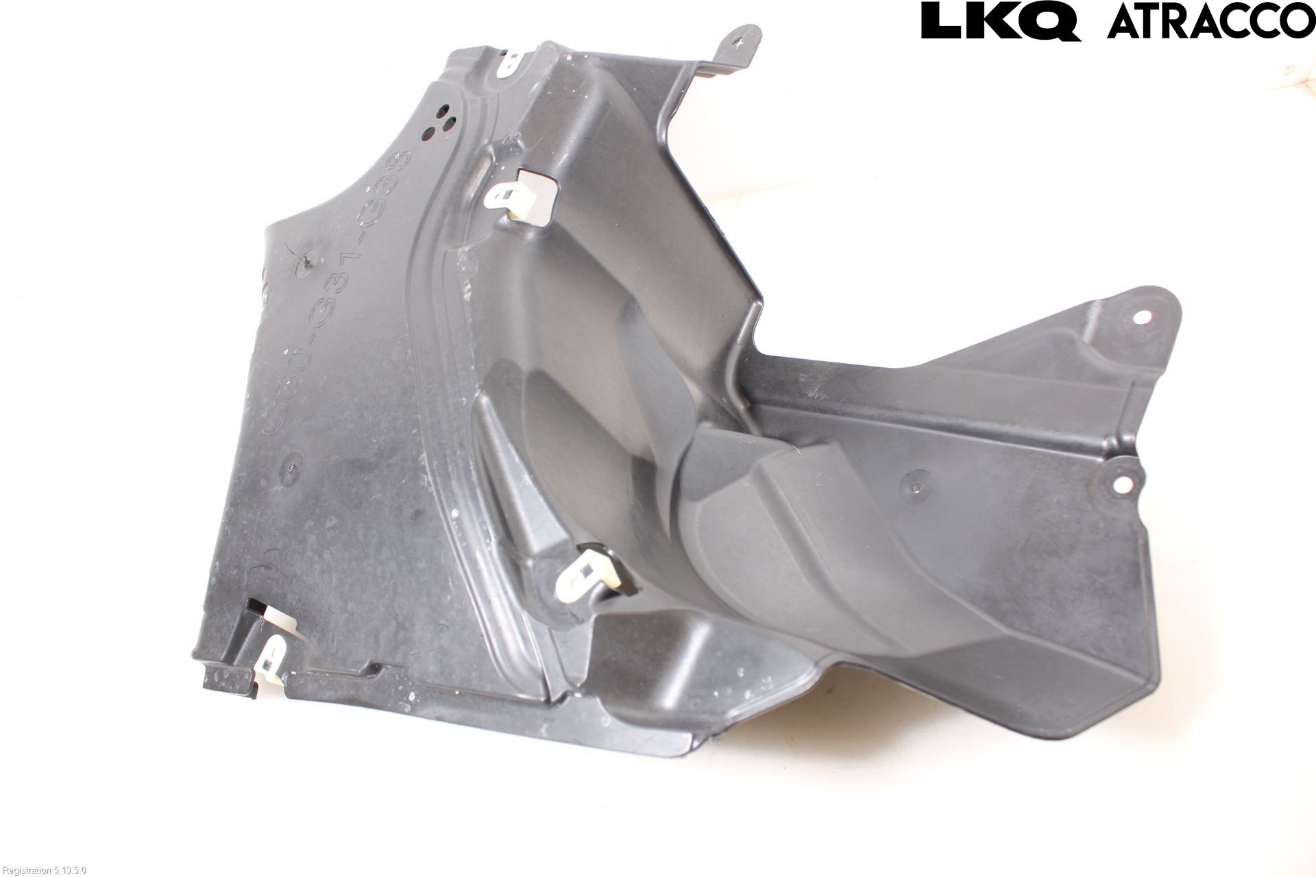 BMW 5 G30/G31/F90 17-23 Hasplåt Plåt-Plast
