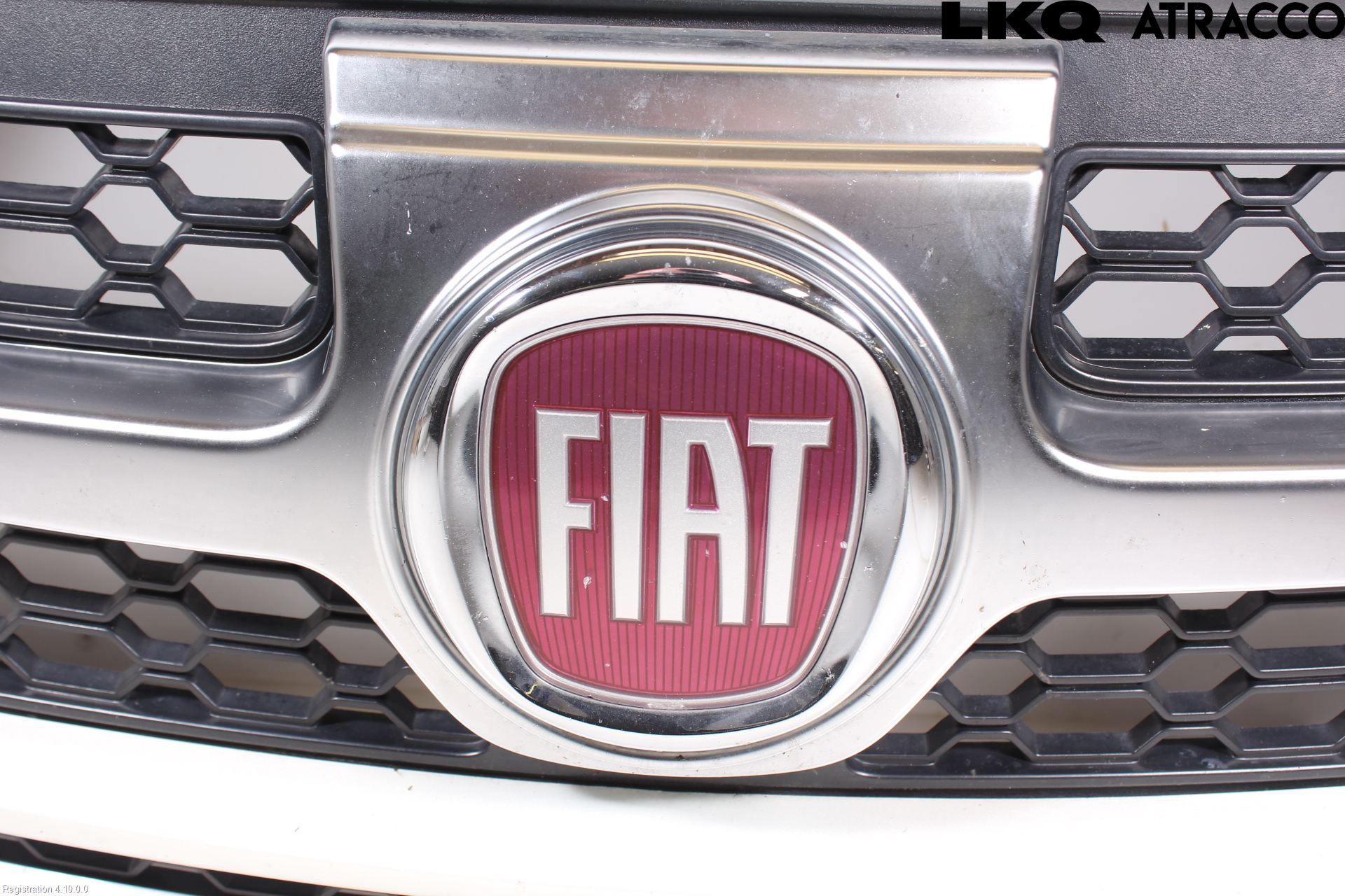 Fiat FREEMONT Grill Komp