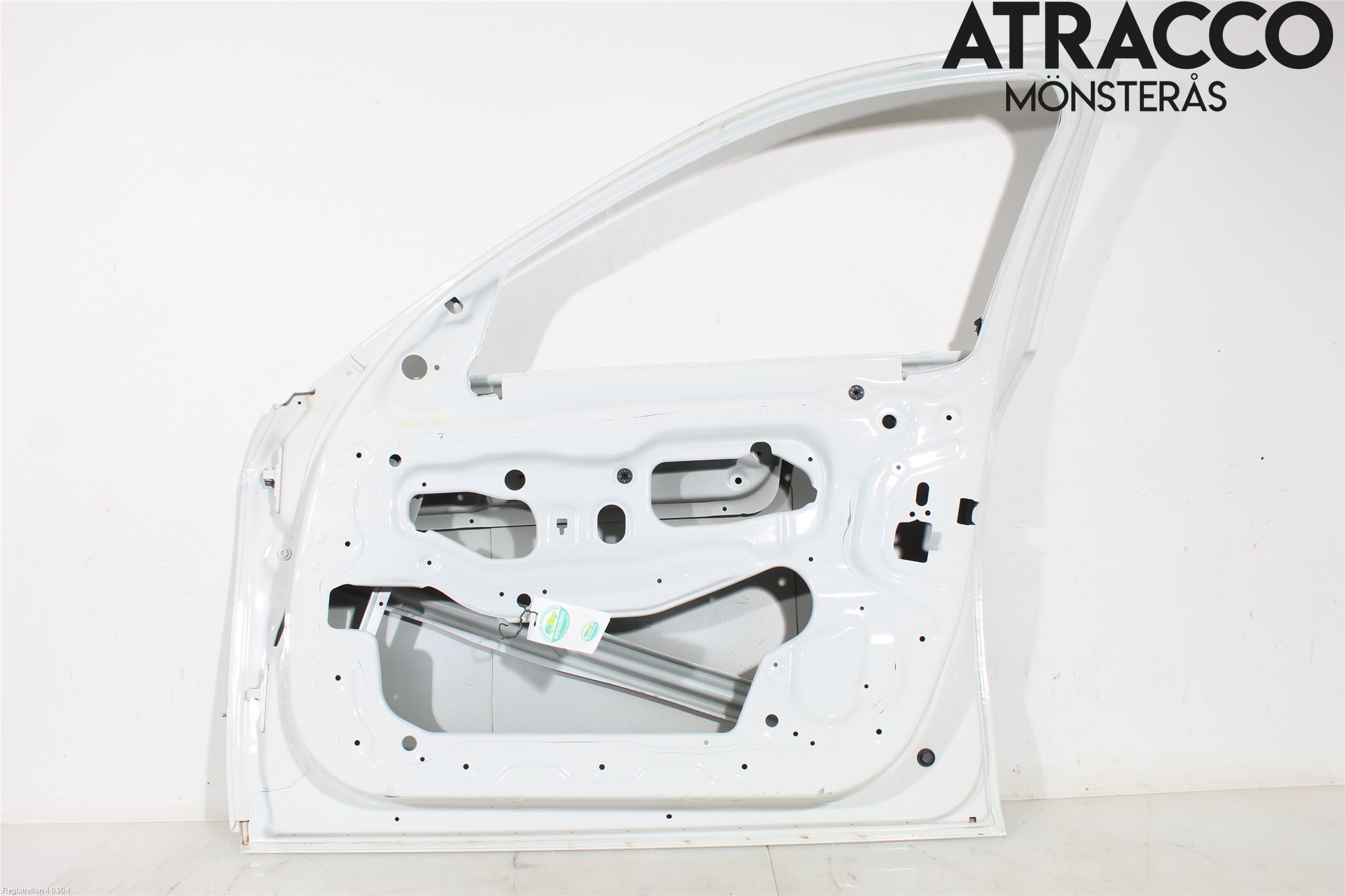 BMW 5 F10/F11/F18 09-17 Dörr Fram Höger