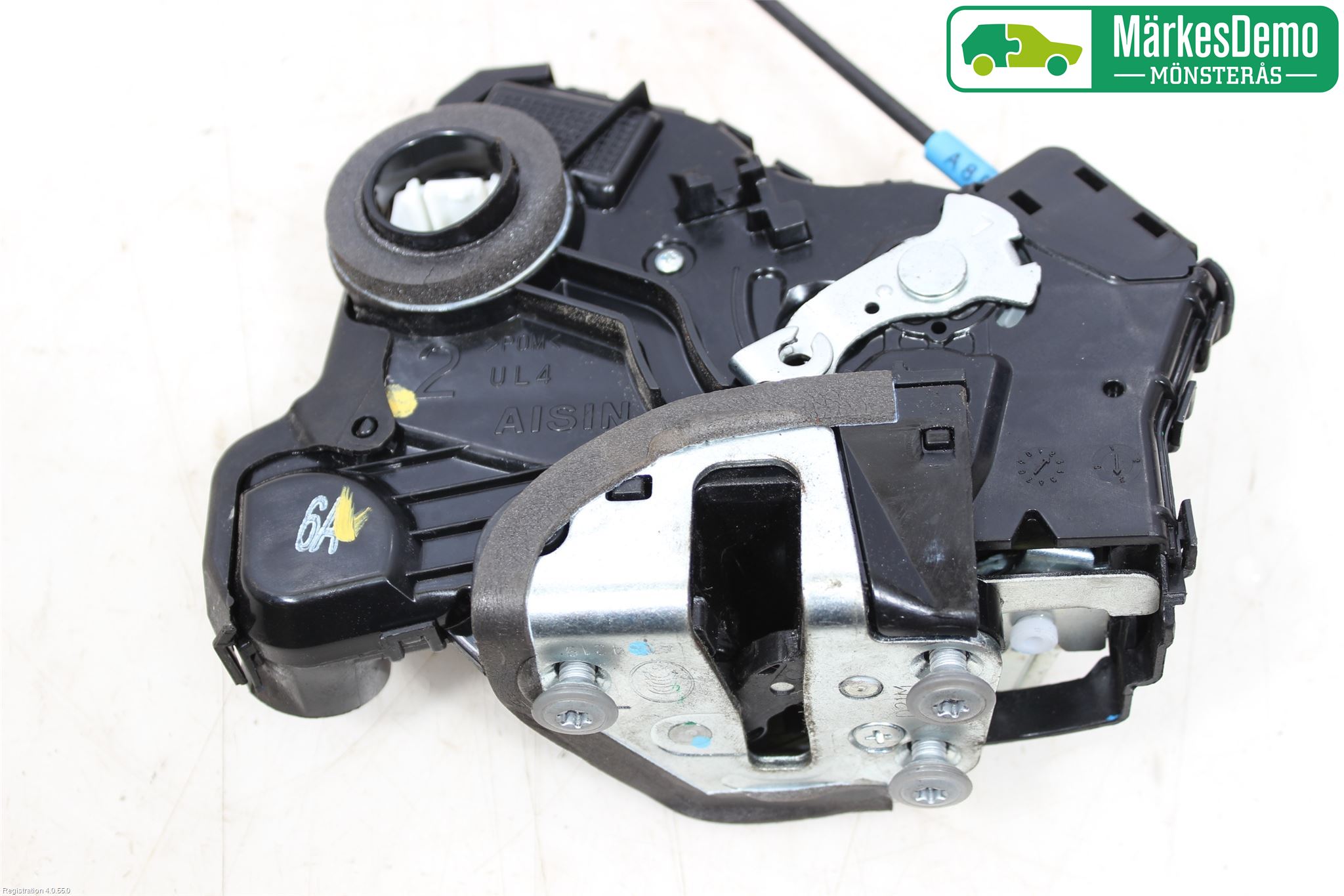 Toyota AURIS 13-19 Låskista-Dörrlås