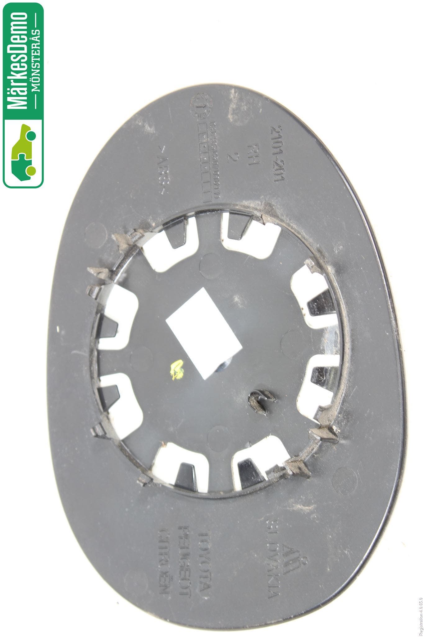 Toyota AYGO 06-14 Spegelglas Hö