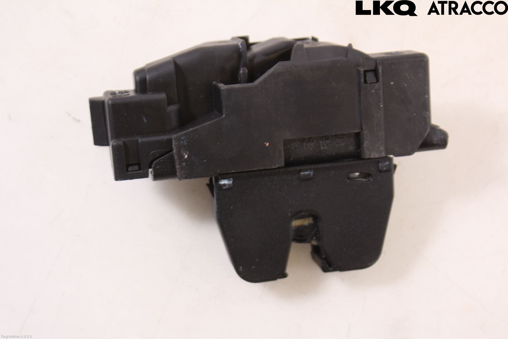 Opel CROSSLAND X 18- Låskista Baklucka