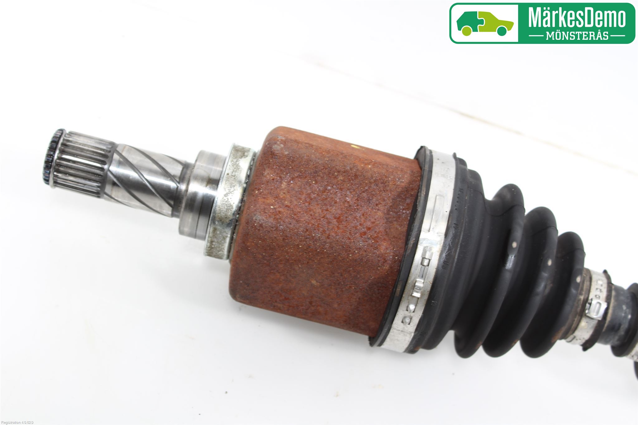 Nissan QASHQAI 14-17 Drivaxel Fram Vänster