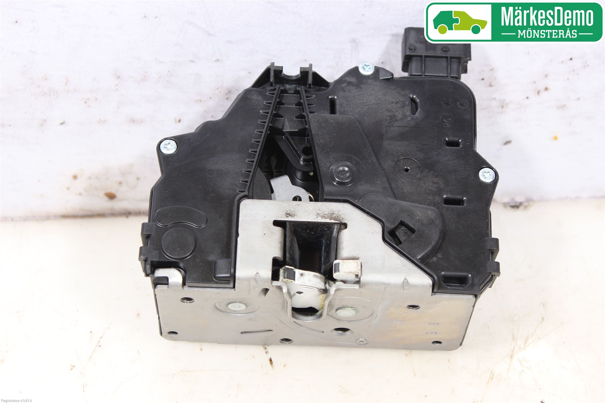 Opel CORSA E 15-19 Låskista-Dörrlås