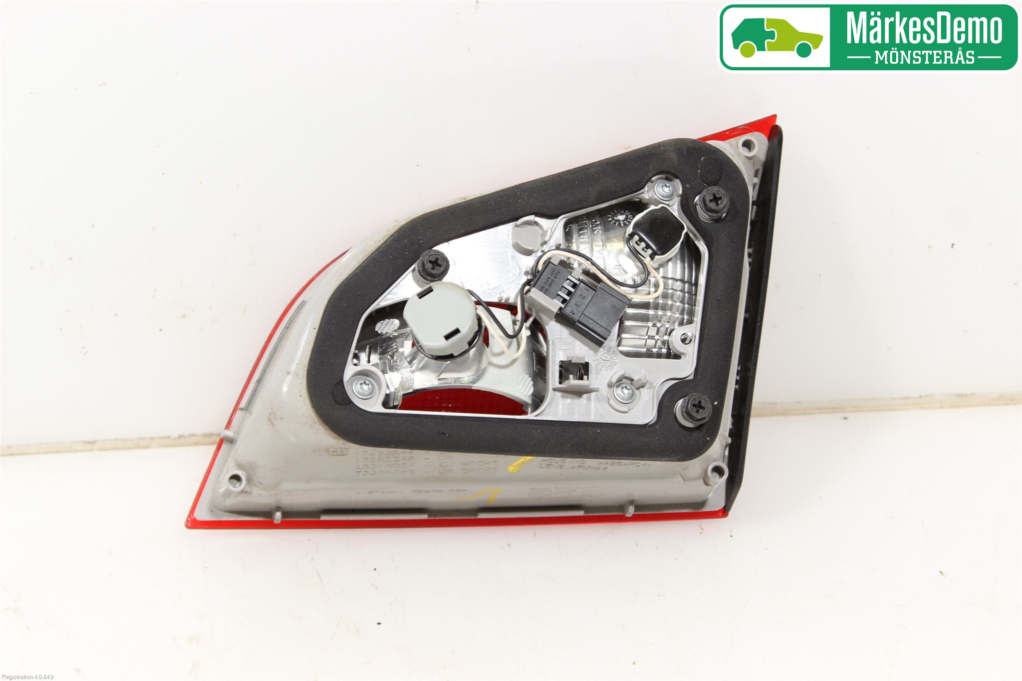 Opel ASTRA J 10-15 Bakljus Lucka Vä