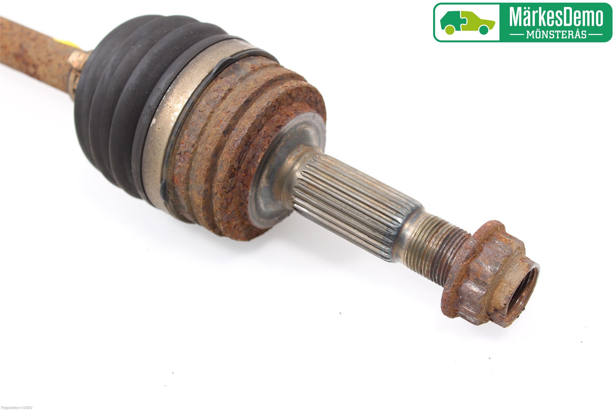 Peugeot 107 Drivaxel Fram Höger