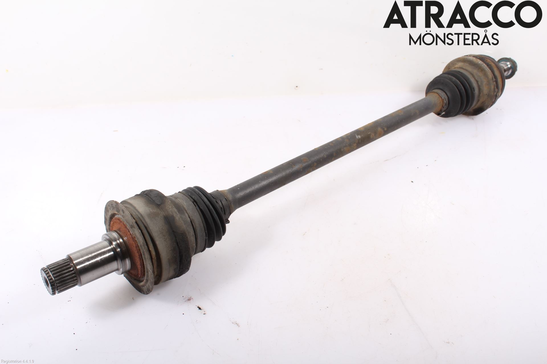 Mercedes-Benz MB GLK-KLASS (X204) 08-16 Drivaxel Bak Vänster