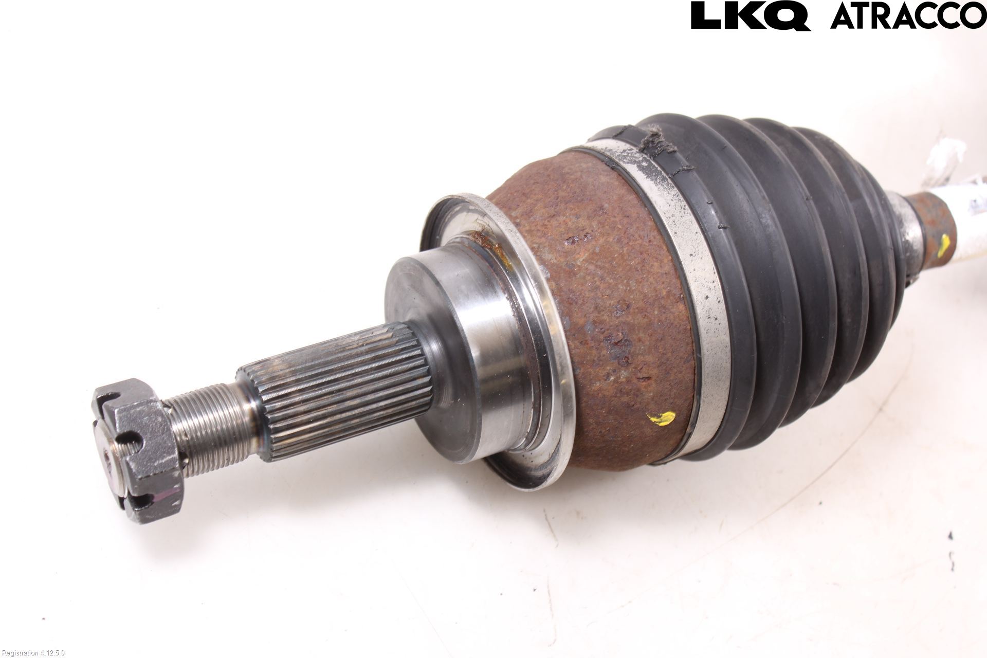 Isuzu D-MAX Drivaxel Fram Vänster