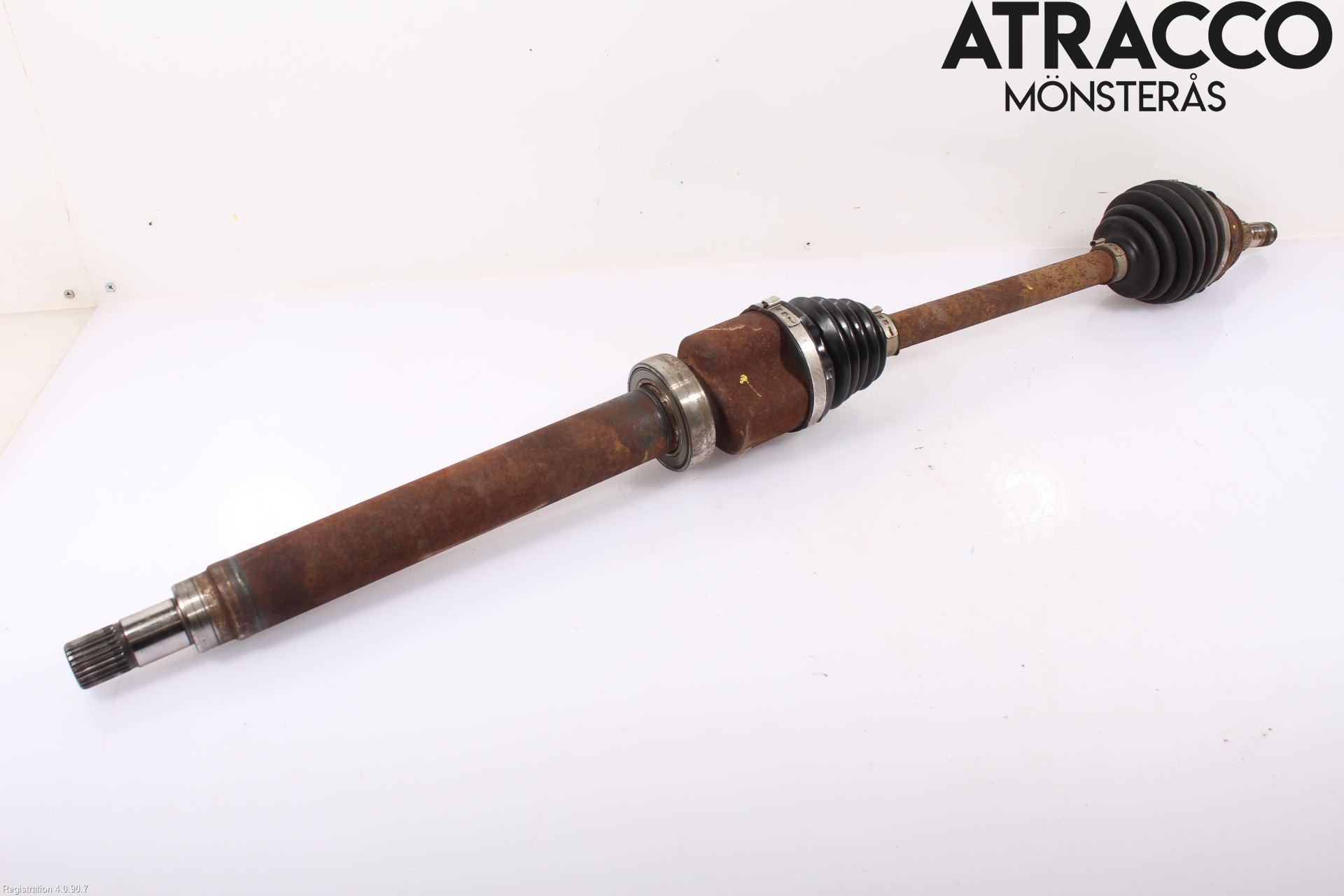 Ford FOCUS 15-18 Drivaxel Fram Höger