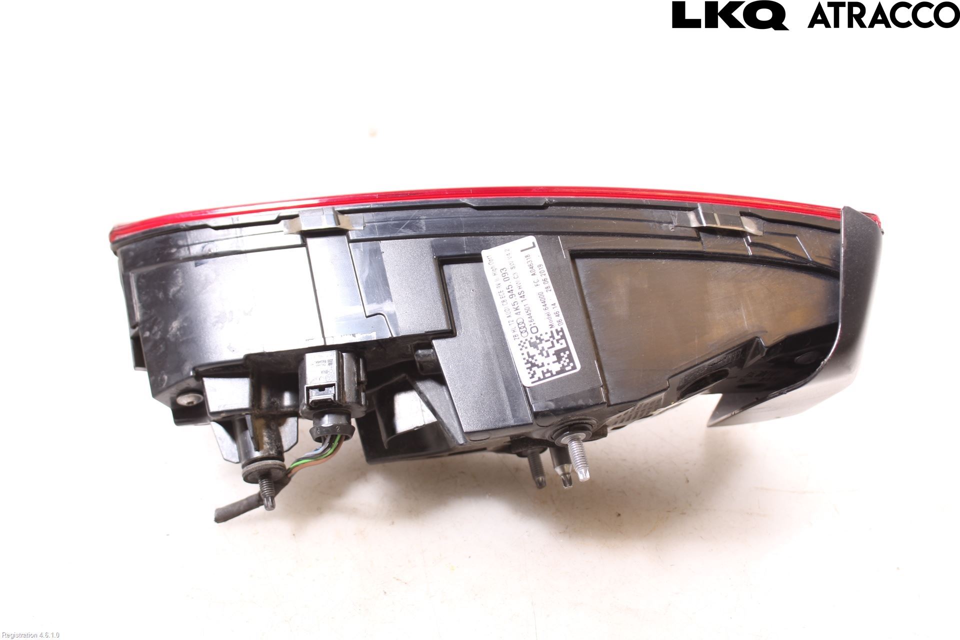 Audi A6 F2/C8 19- Bakljus Lucka Vä