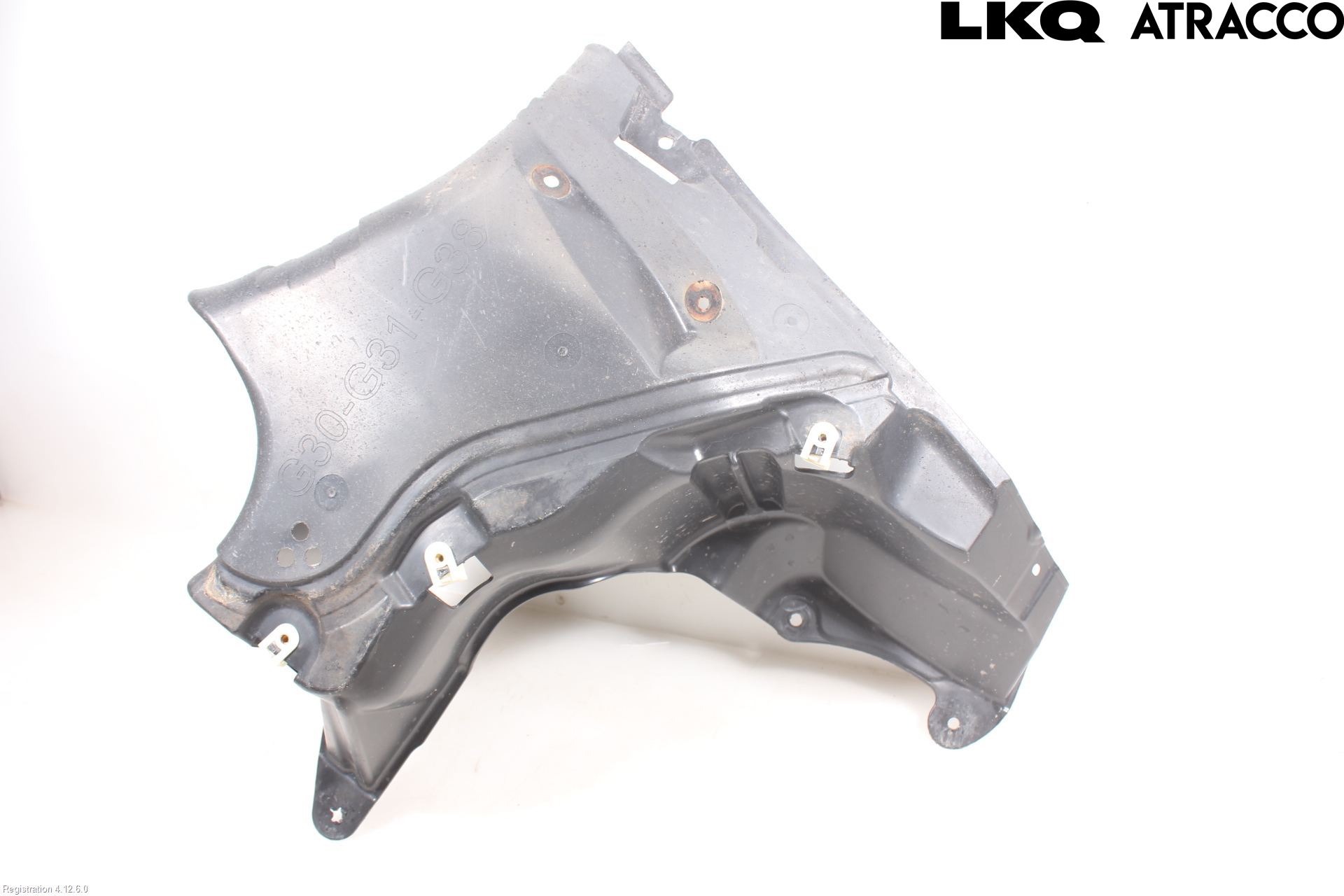BMW 5 G30/G31/F90 17-23 Hasplåt Plåt-Plast