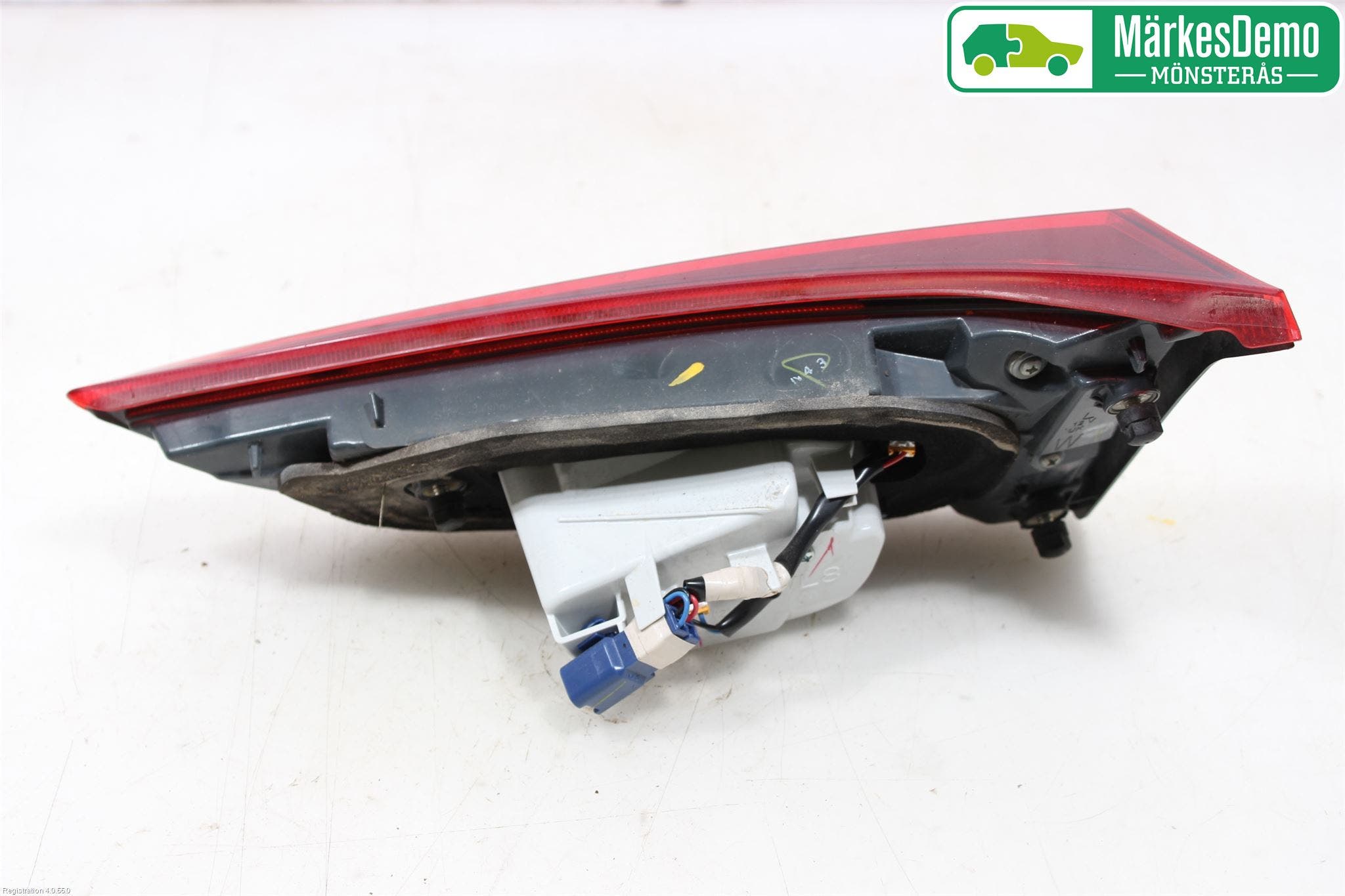 Toyota AURIS 13-19 Bakljus Lucka Vä