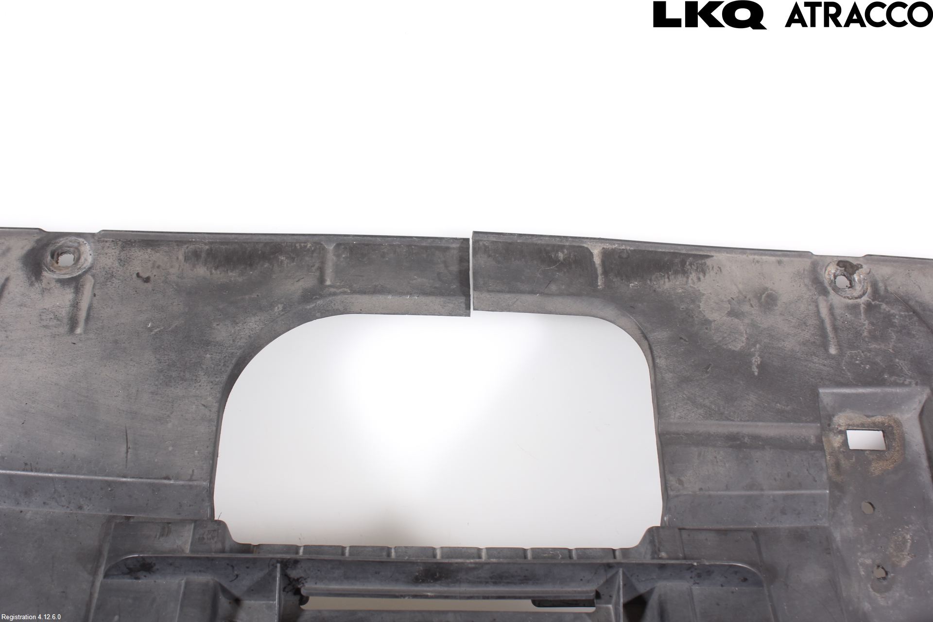 Opel VIVARO 15-19 Grill Komp