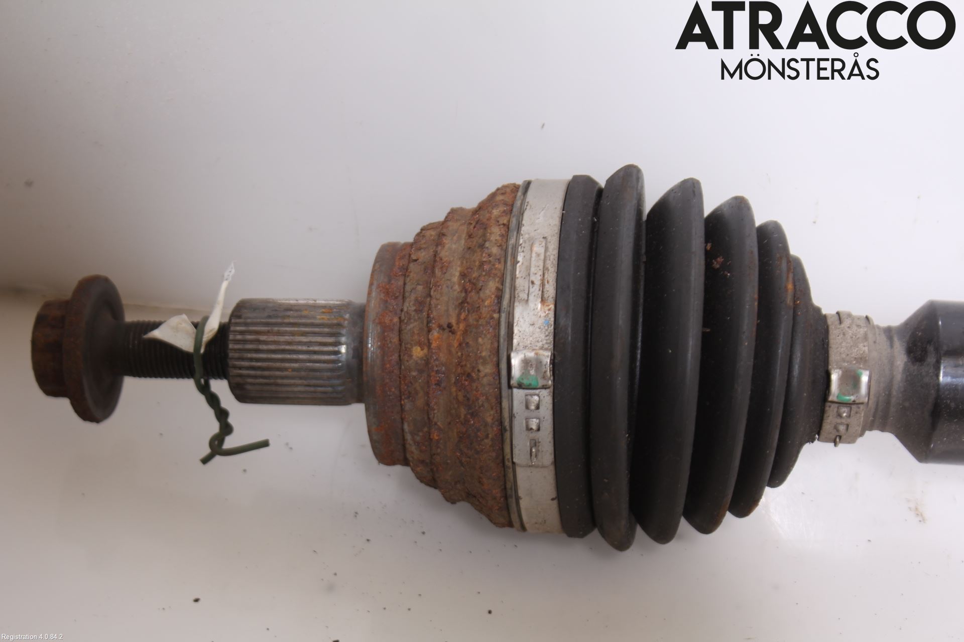 Skoda OCTAVIA (1Z) 05-13 Drivaxel Fram Höger