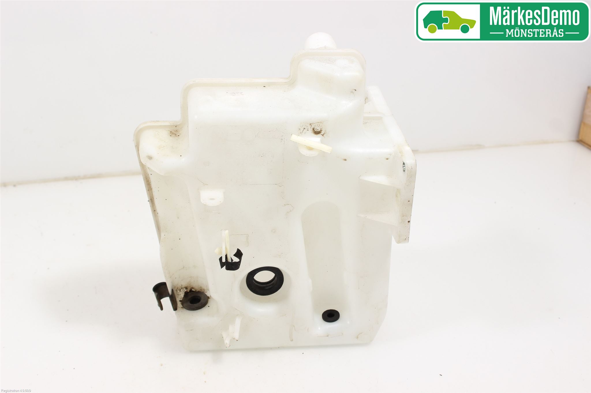 Audi A3/S3 05-13 Spolartank Vindruta-Strål