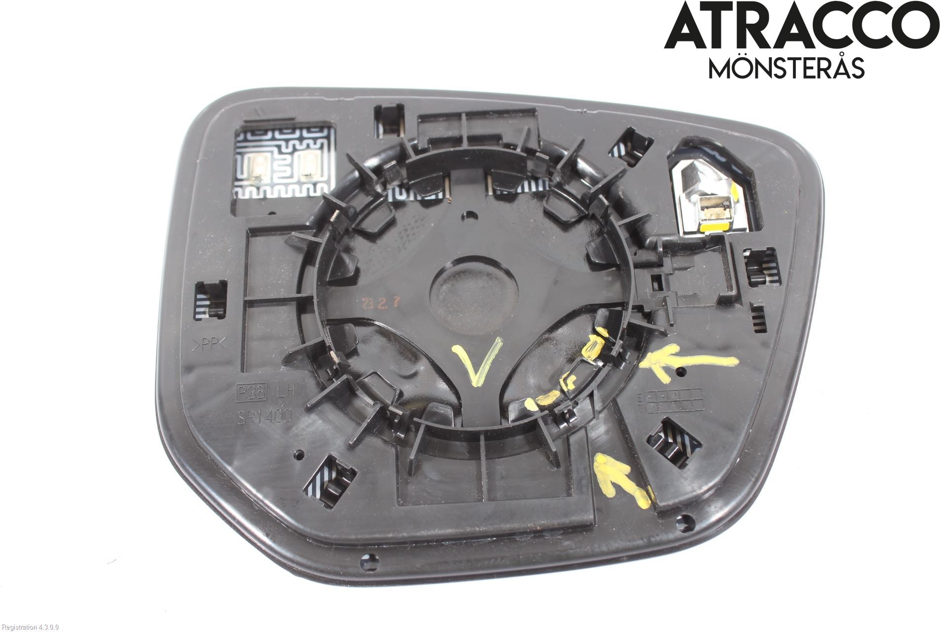 Mitsubishi ECLIPS CROSS Spegelglas Vä