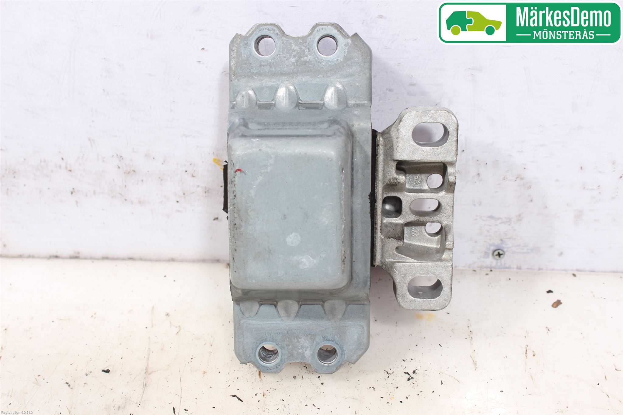 Volkswagen VW GOLF VI 09-13 Växellådskudde