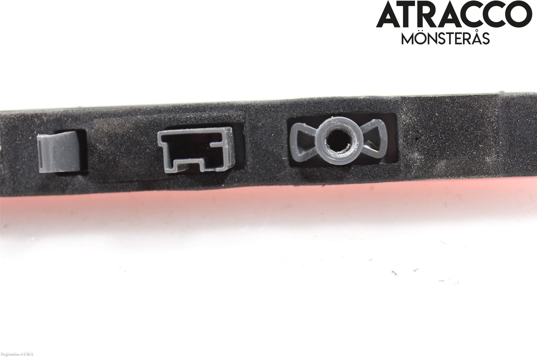 Peugeot 2008/E-2008 20- Bromsljus Bakruta