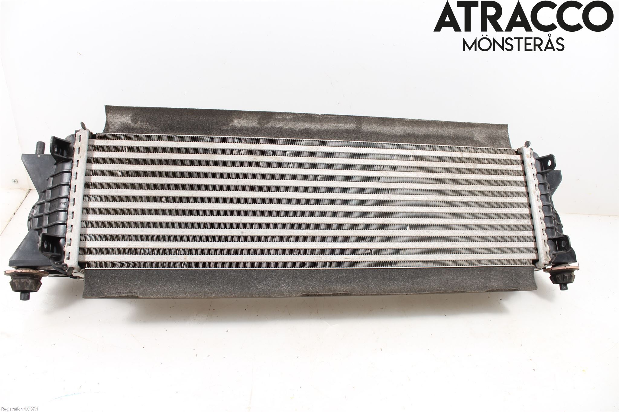 Nissan NAVARA, TREK-1 17-21 Laddluft-Intercooler Kyl