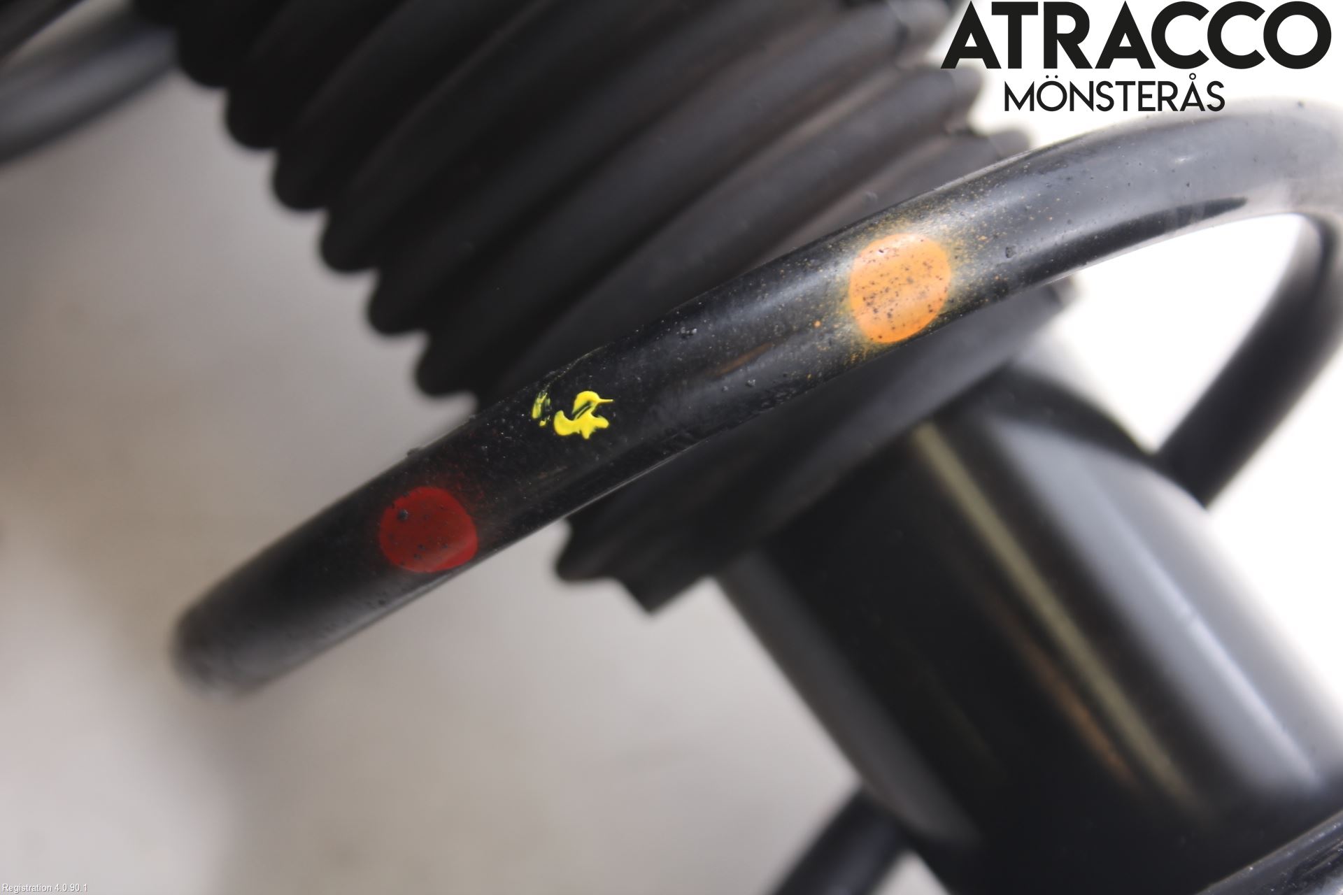 Nissan JUKE 14-19 Fjäderben Fram Vänster